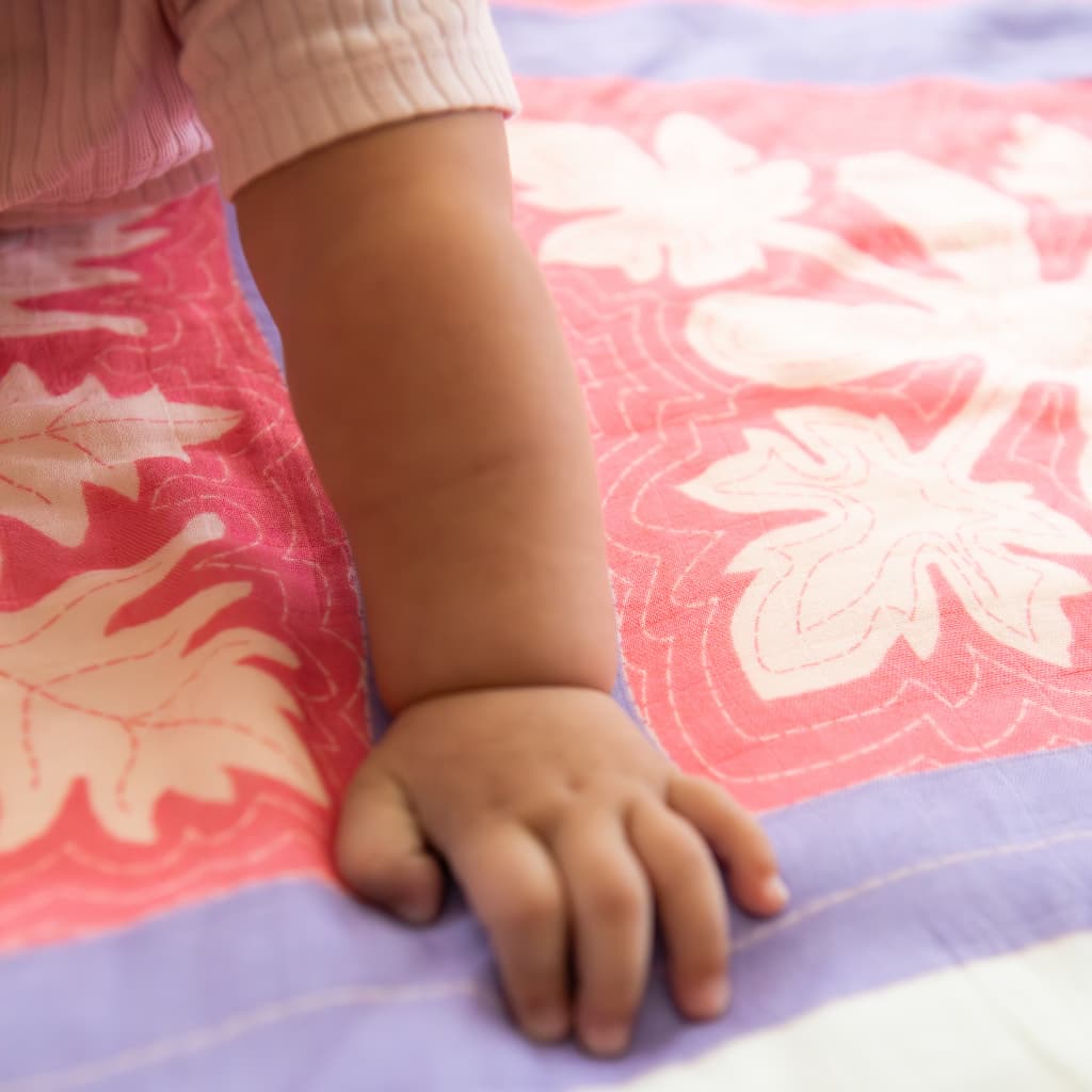 Napuanani In Lokelani Baby Quilt