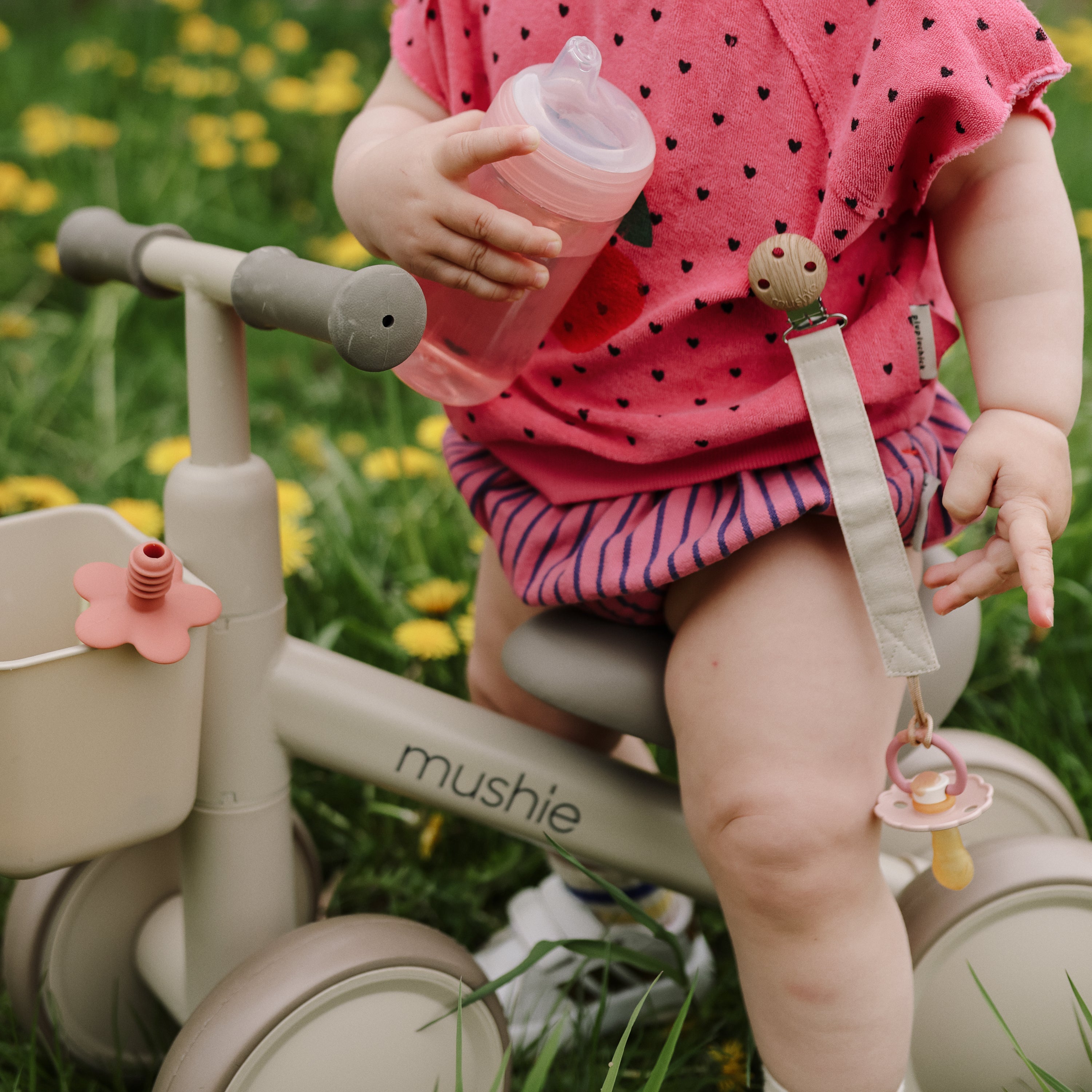 Linen Pacifier Clip 2-pack