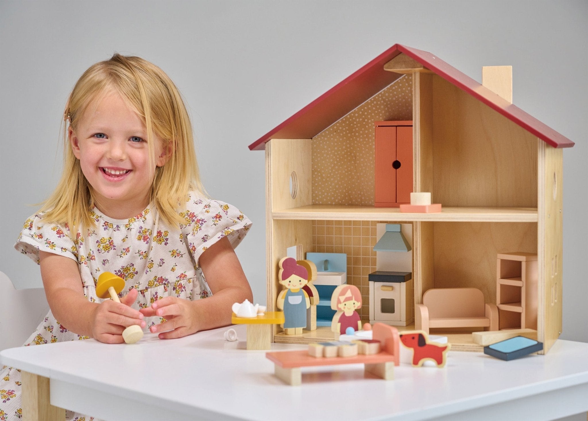 Poppets Dollhouse