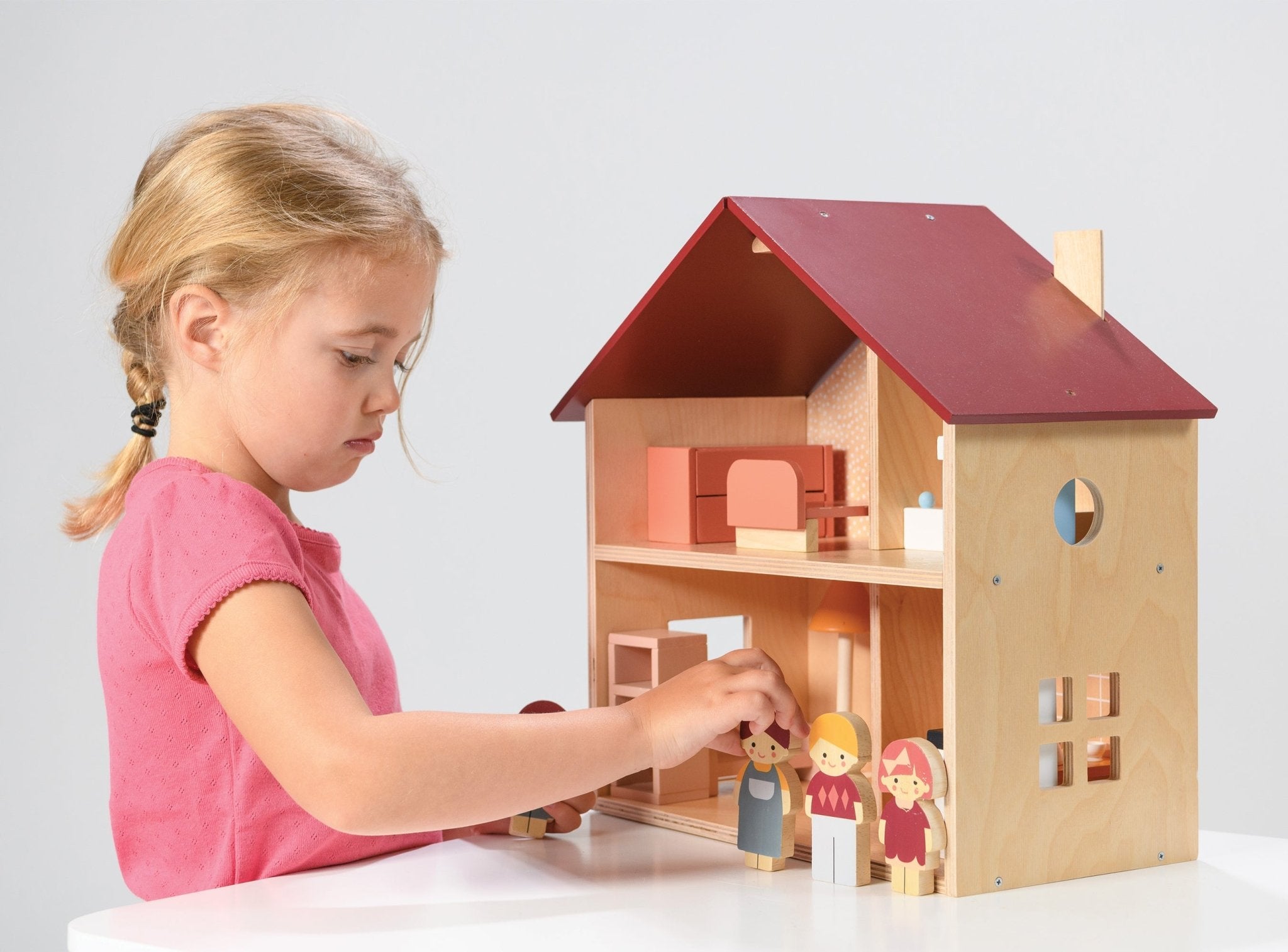 Poppets Dollhouse