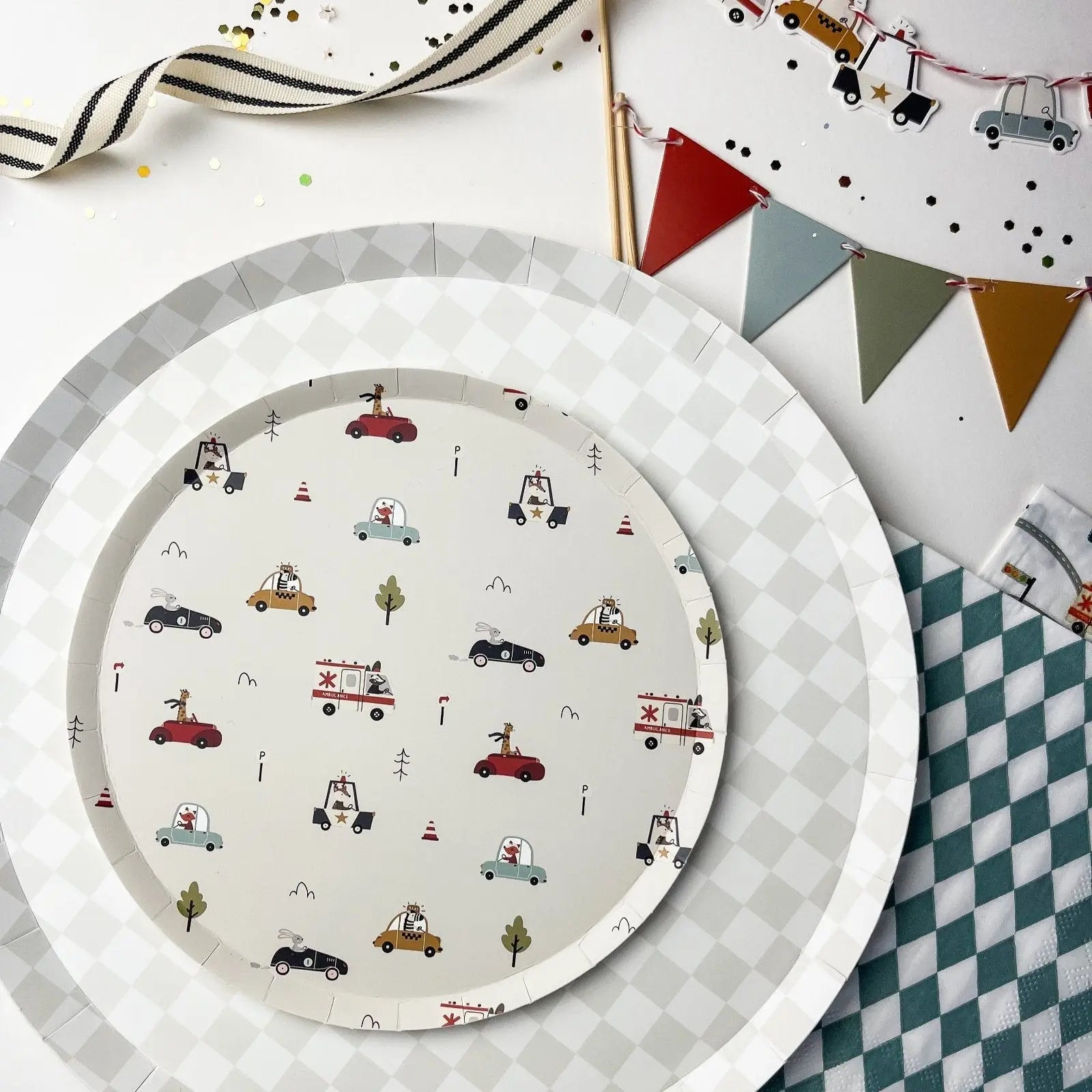 Checkered Light Gray Plate, Xl (set Of 8)