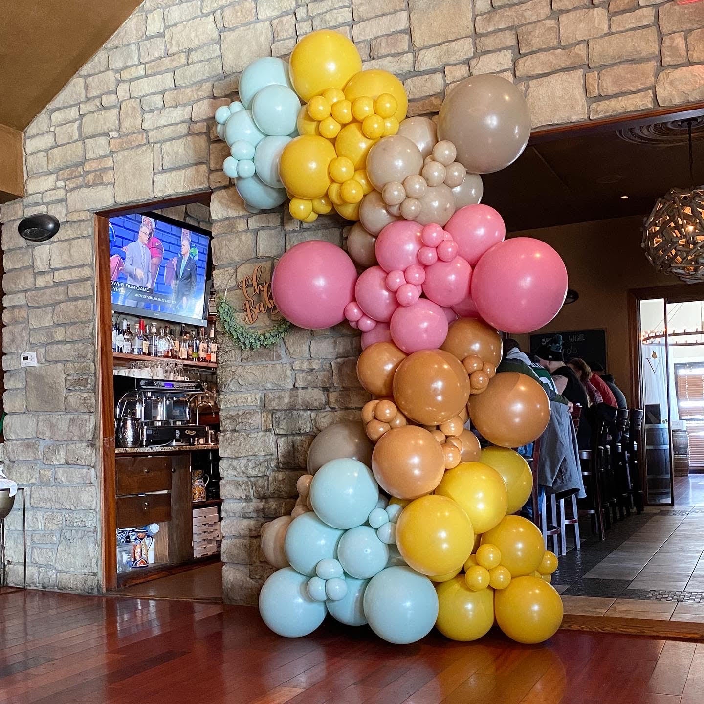 Premium Toasted Almond Latex Balloon Cluster (5", 11” And 17”)