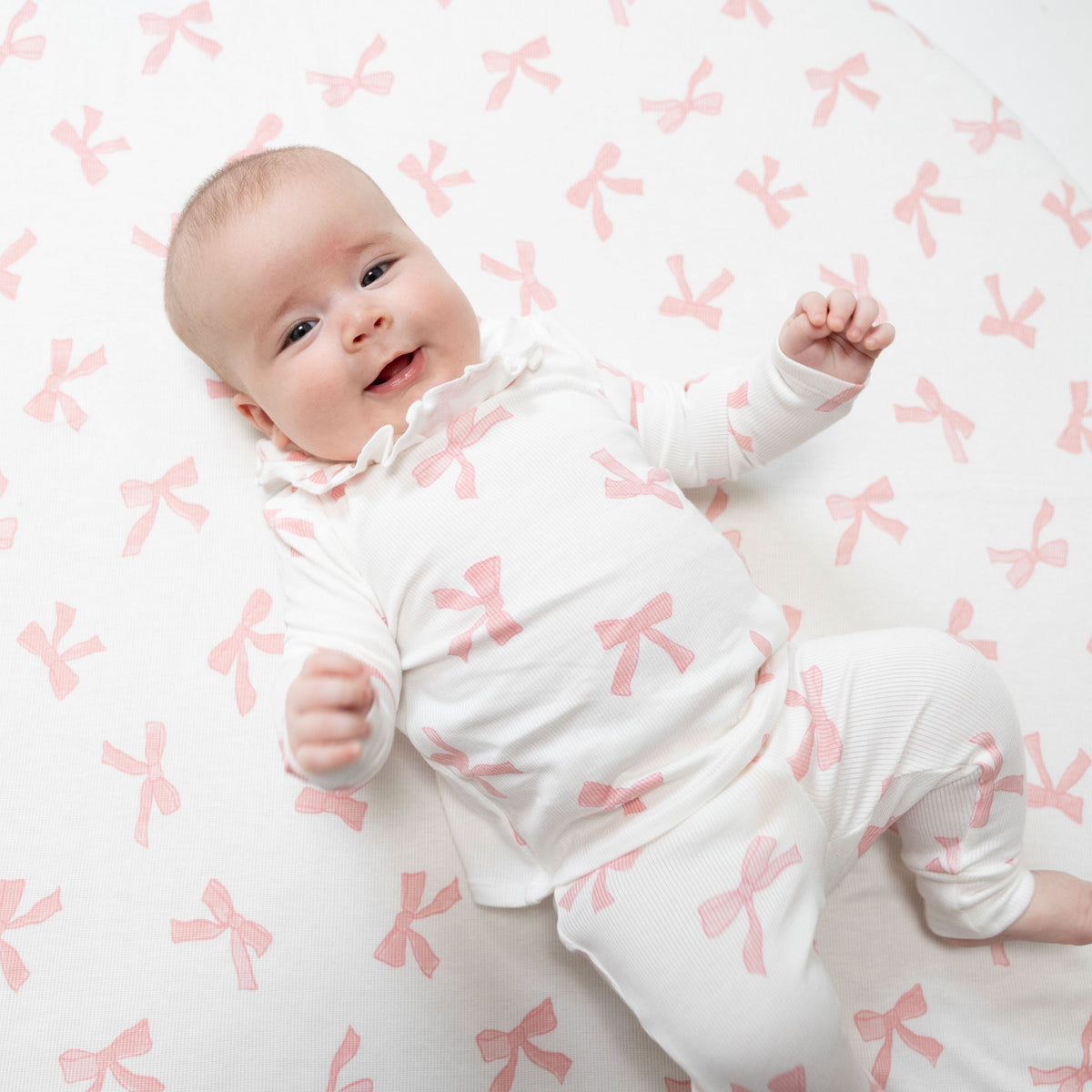 Pretty Bows - Long Sleeve Ruffle Top And Pant