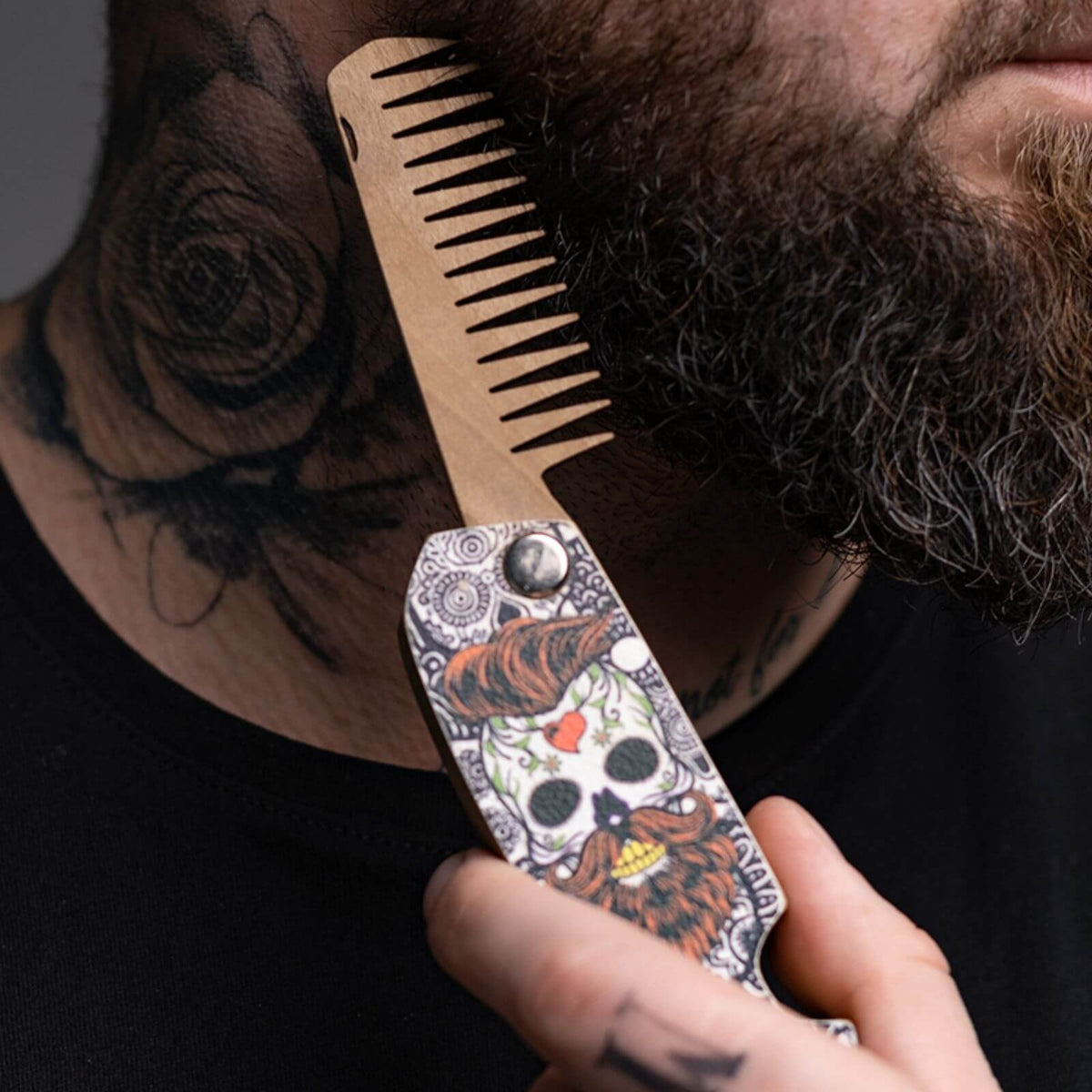 Wooden Beard Comb - Skull Light