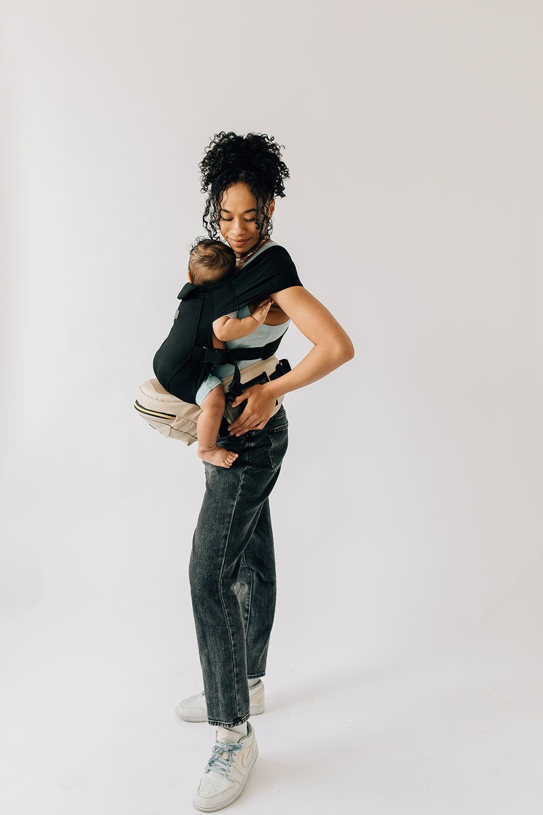 Tushbaby Hip Carrier