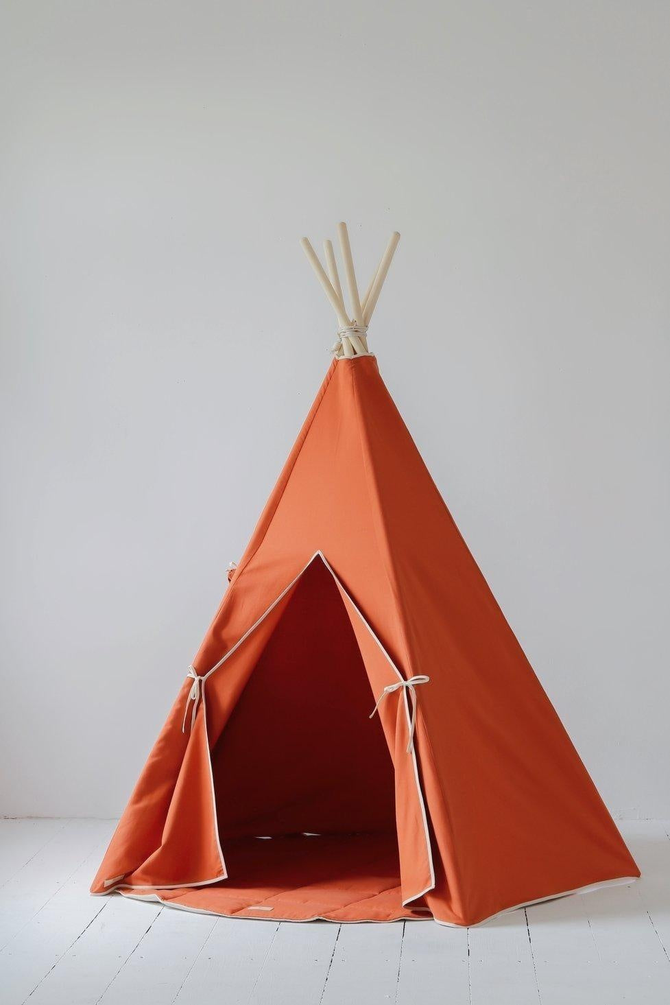 red Fox Teepee And Round Mat Set