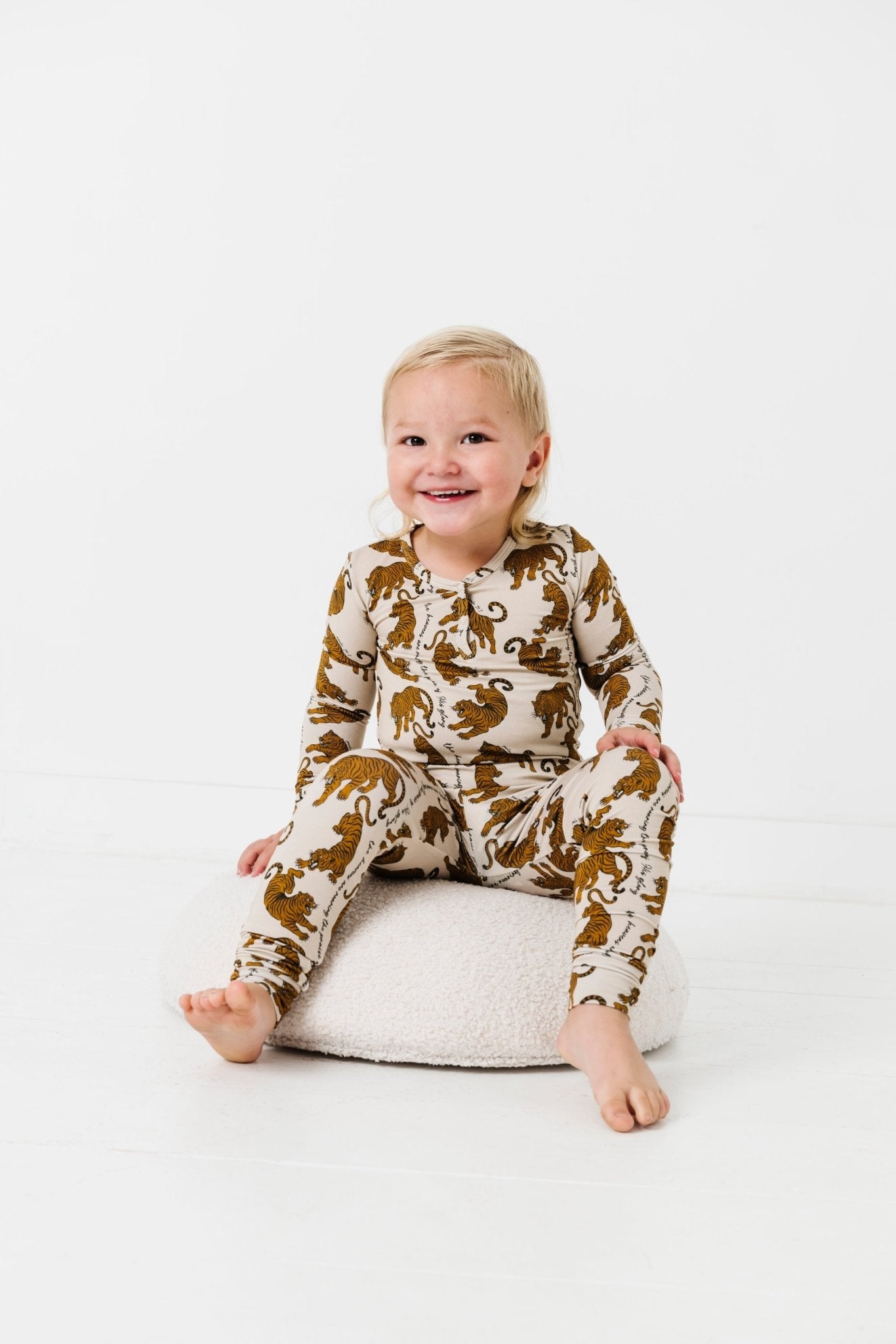 Roar Pajama Set