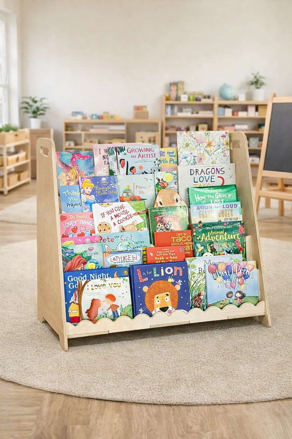 Roy - Scalloped Bookshelf