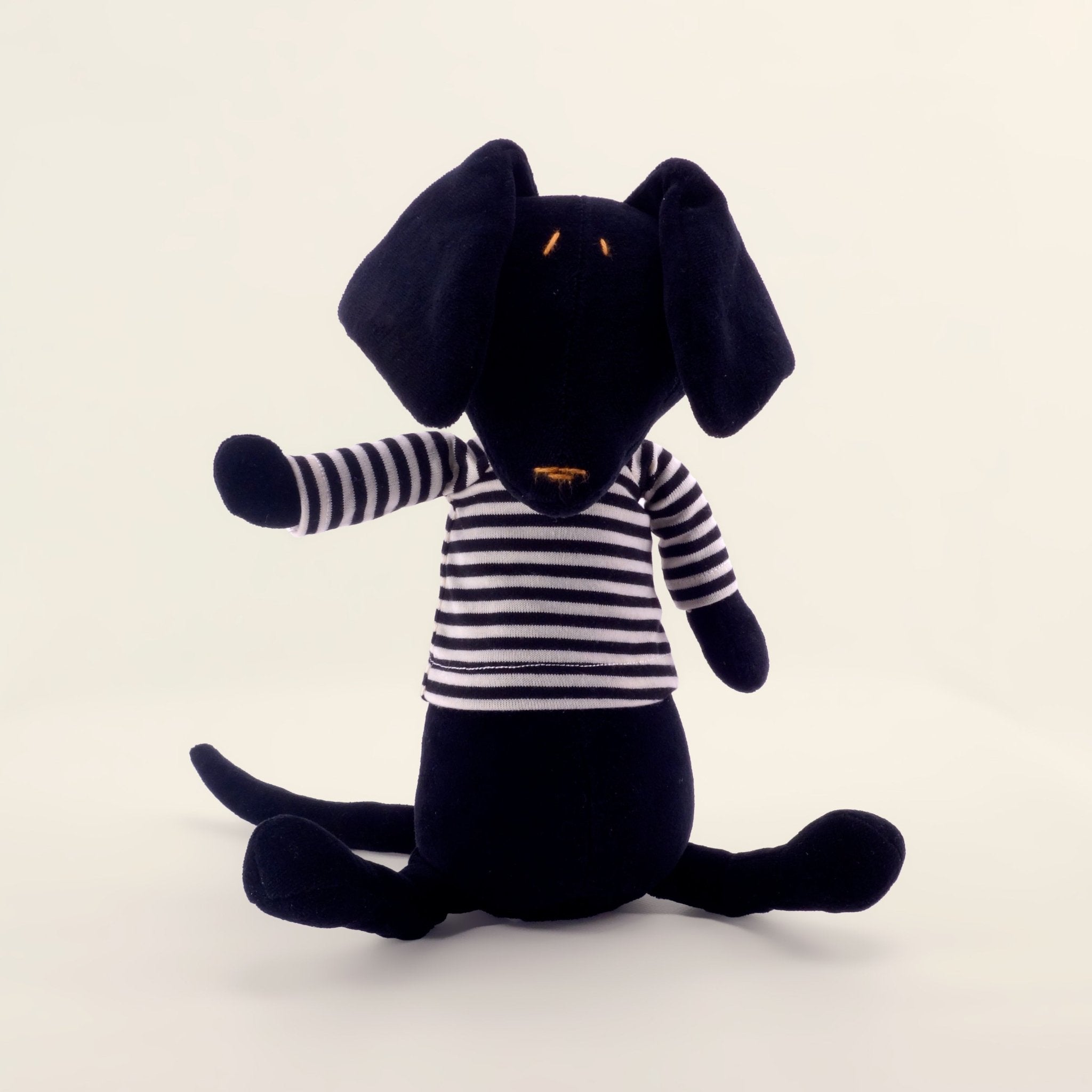 Scott The Dachshund - L