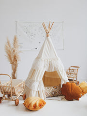 shabby Chic Teepee Tent With Frills And White - Leaf Mat Set