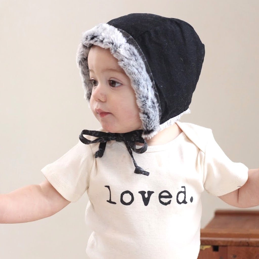 Loved. Organic Cotton Baby Bodysuit Short Sleeve