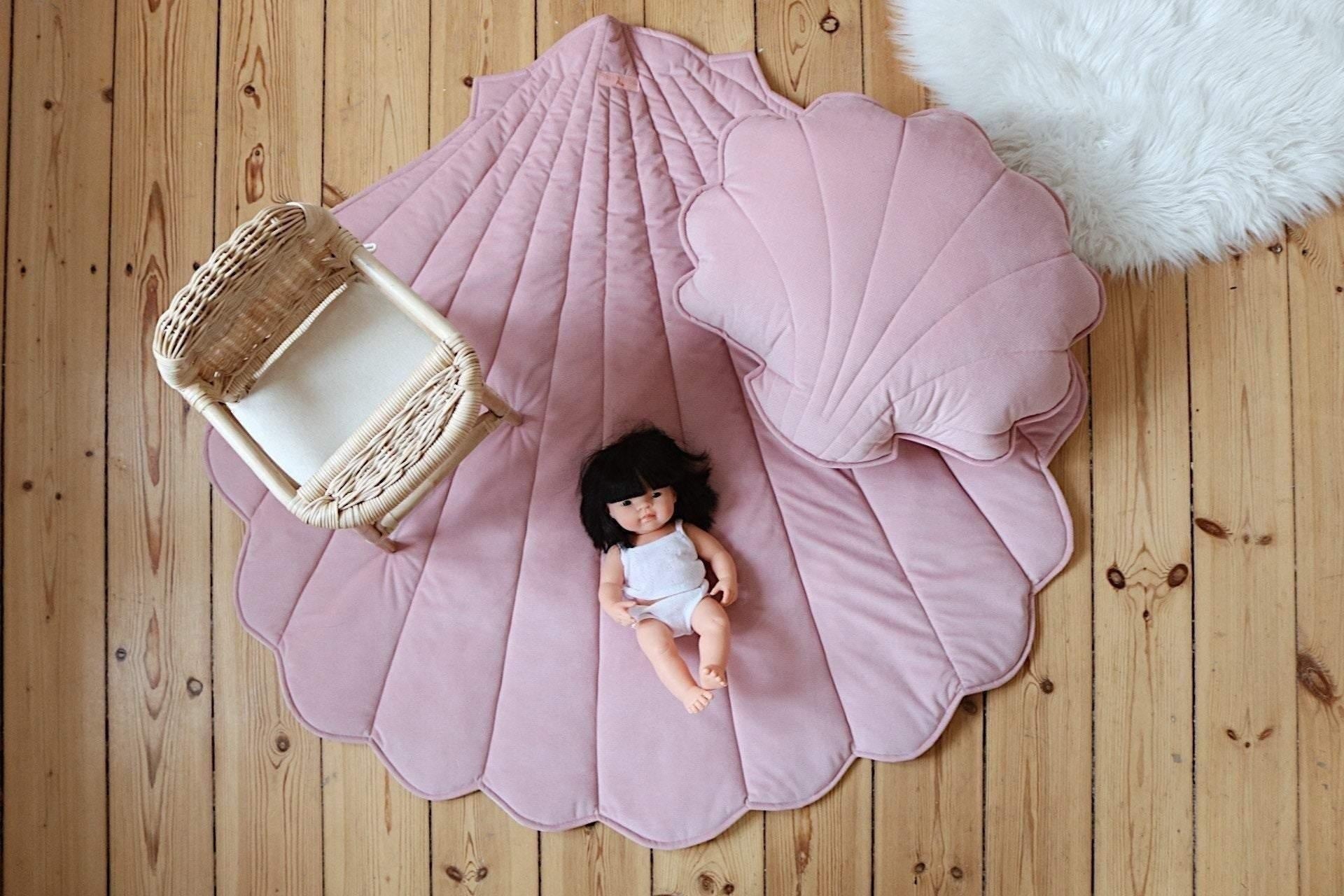 Velvet Soft Pink Shell Mat