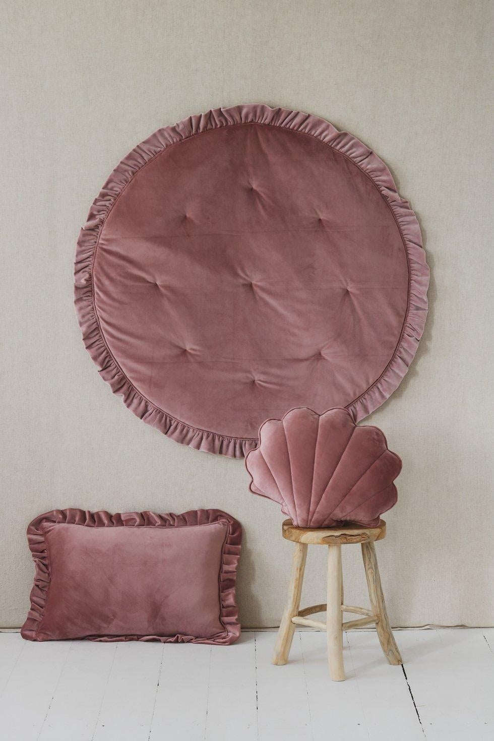 Soft Velvet Dirty Pink Mat With Frill