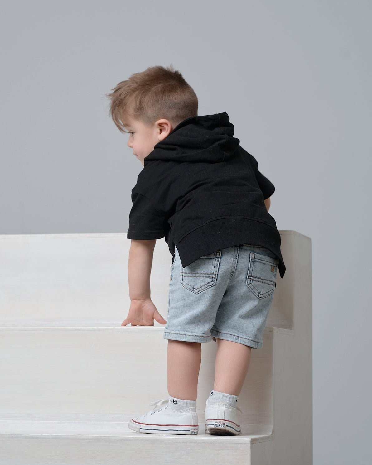 Short Sleeve Hoodie - Black