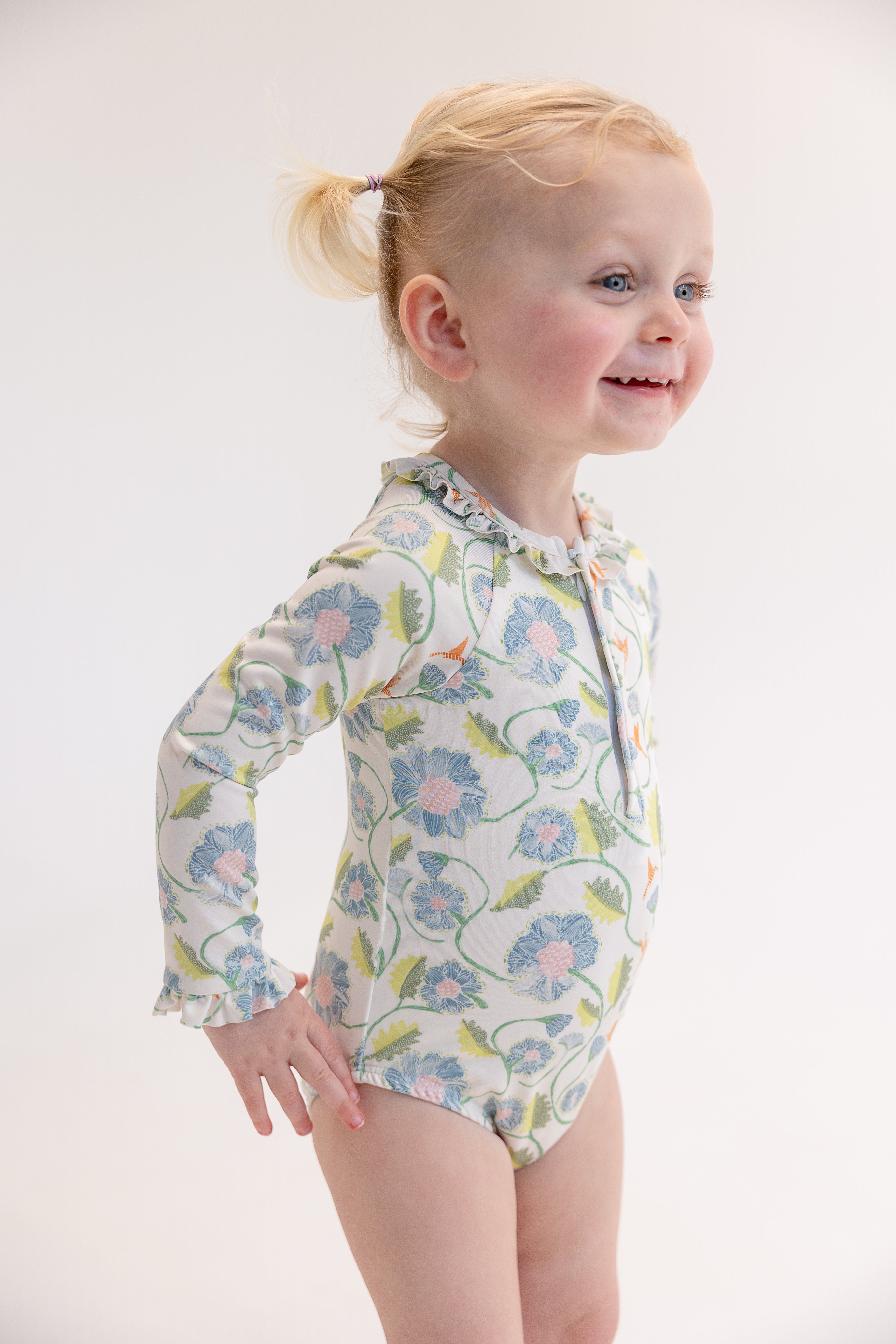 Jane Suit In Happy Hummingbird | Sh X Teil