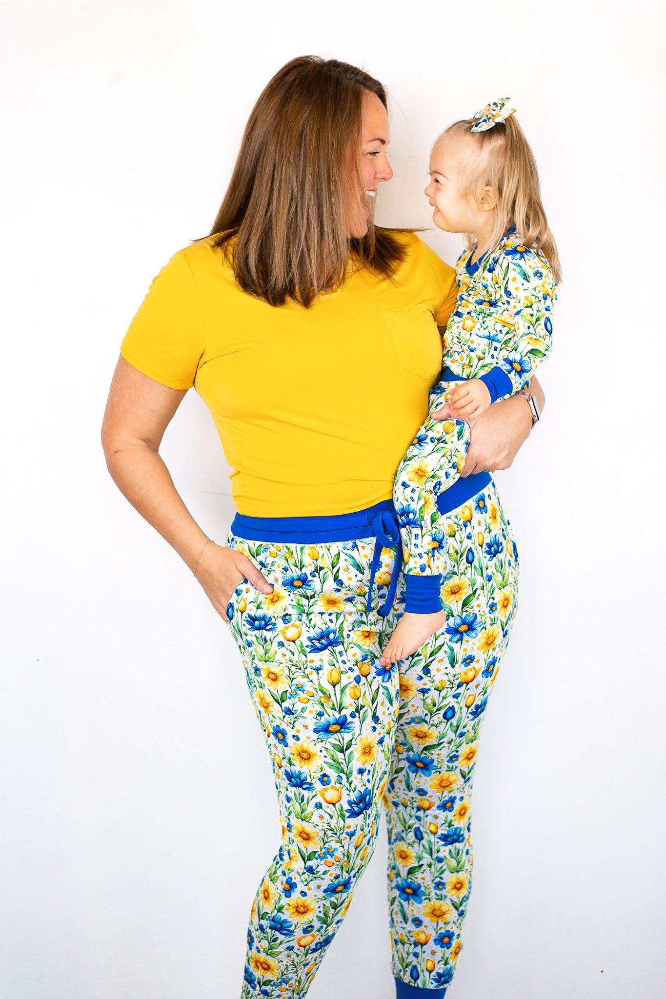 Sunshine Meadows | Bamboo Two-piece Pajamas