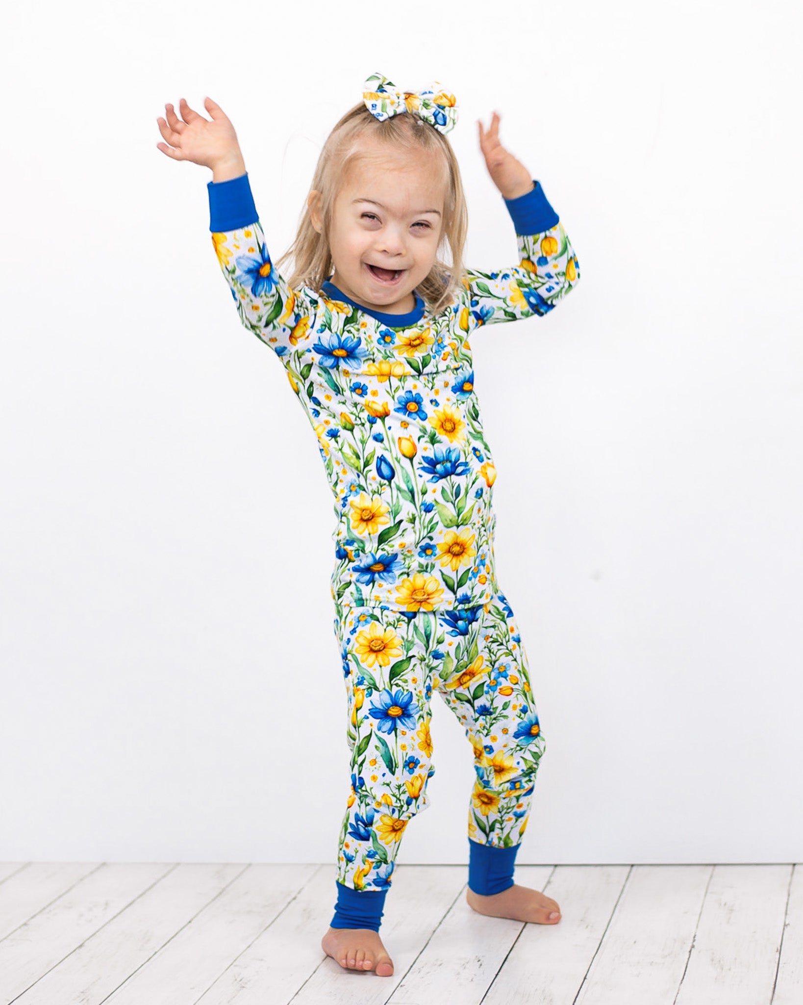 Sunshine Meadows | Bamboo Two-piece Pajamas