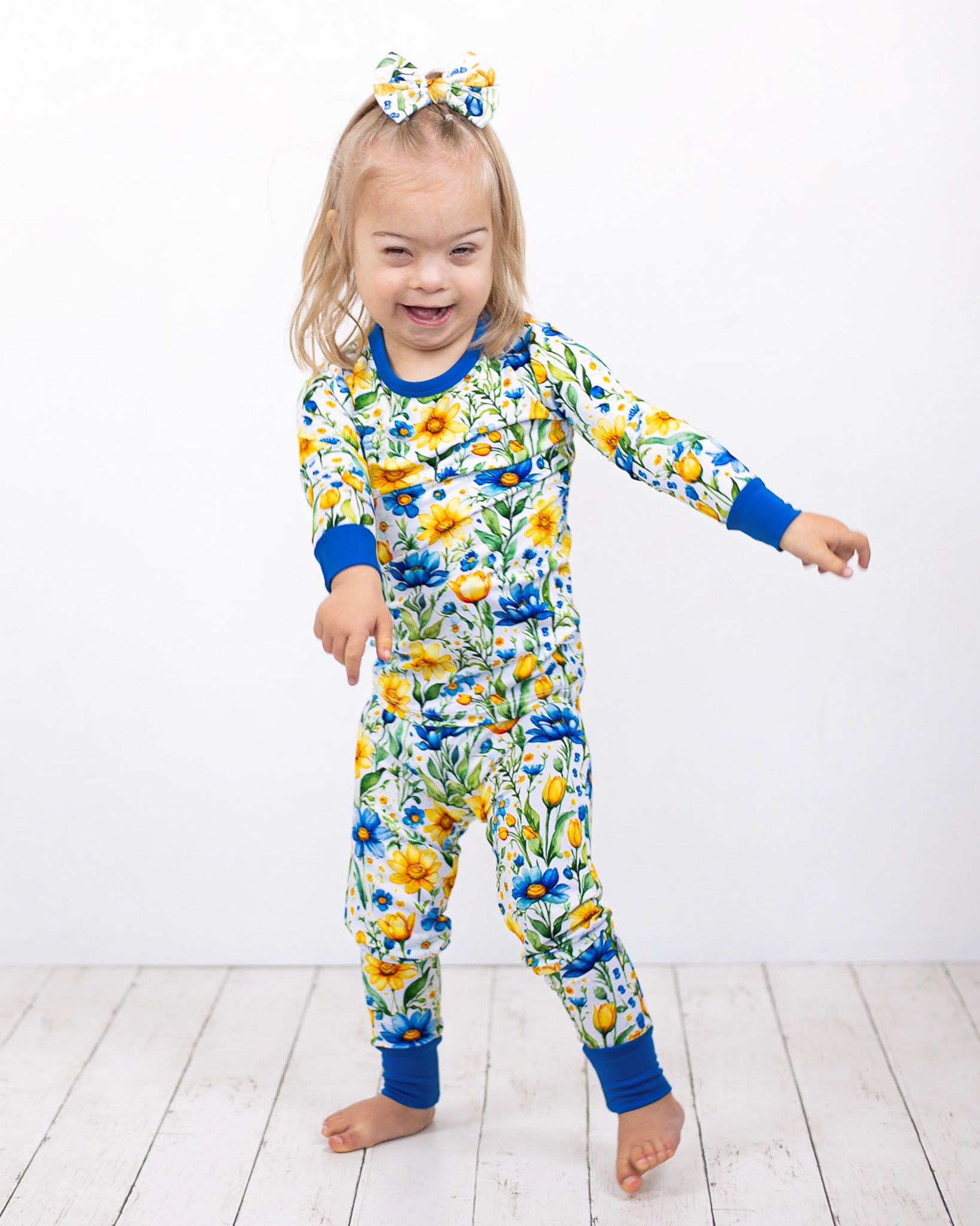 Sunshine Meadows | Bamboo Two-piece Pajamas