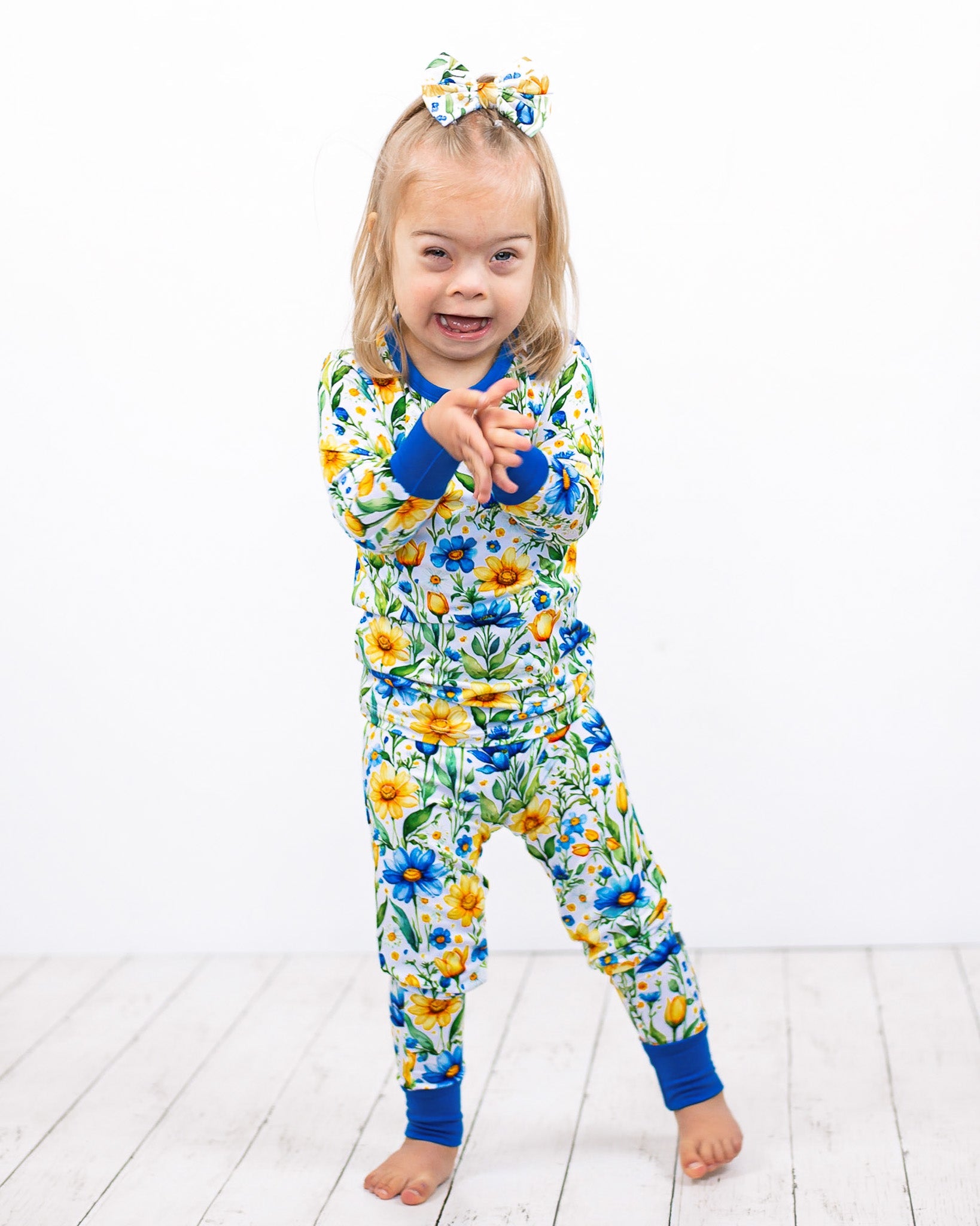 Sunshine Meadows | Bamboo Two-piece Pajamas