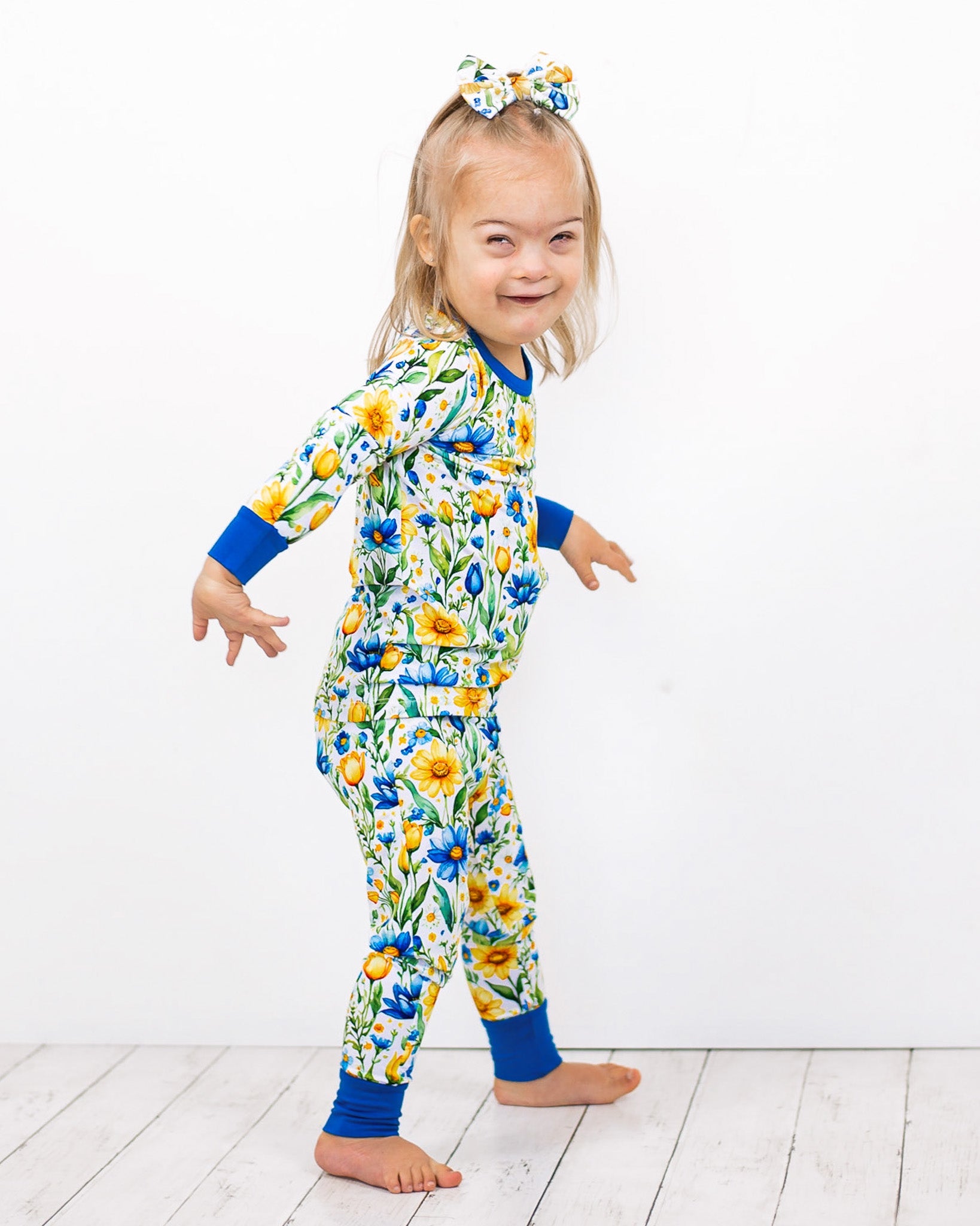 Sunshine Meadows | Bamboo Two-piece Pajamas