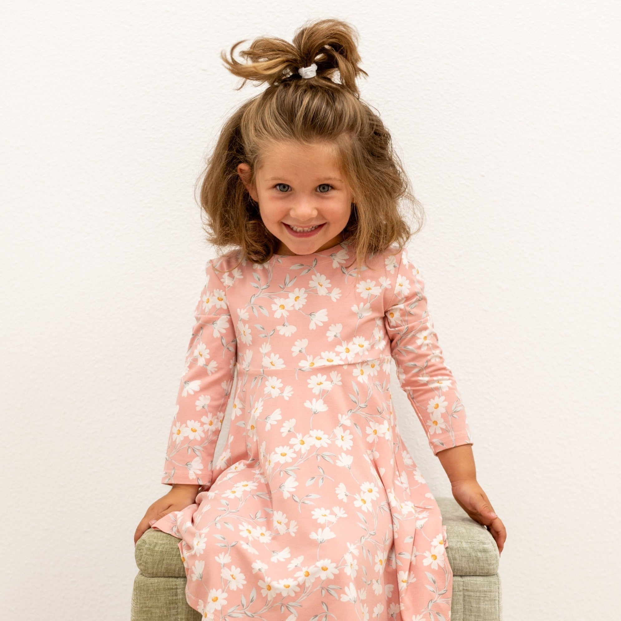 Swirly Girl Dress - Daisy