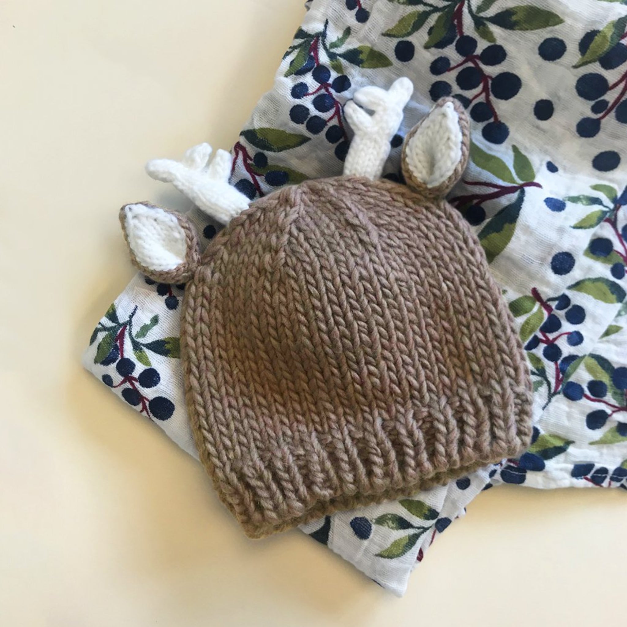 Hartley Deer Tan Knit Hat