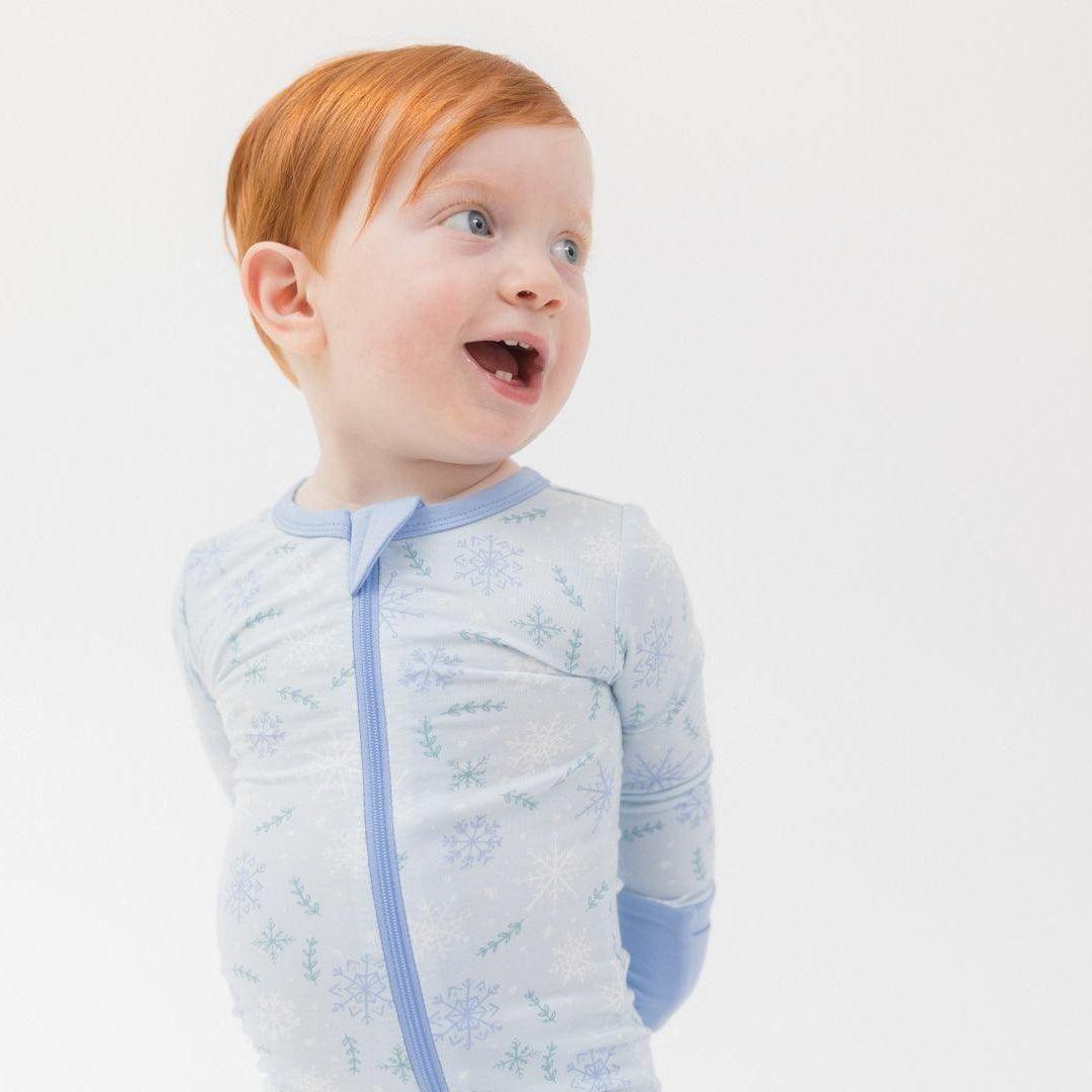 The Poppy In Snowflakes