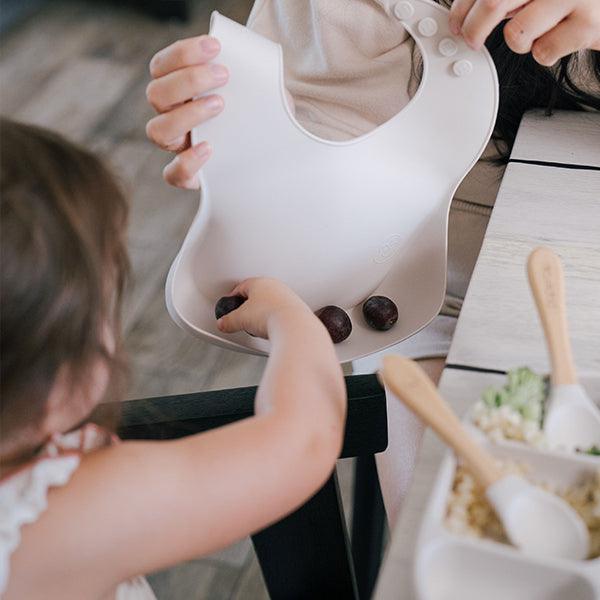 Silicone Feeding Bib