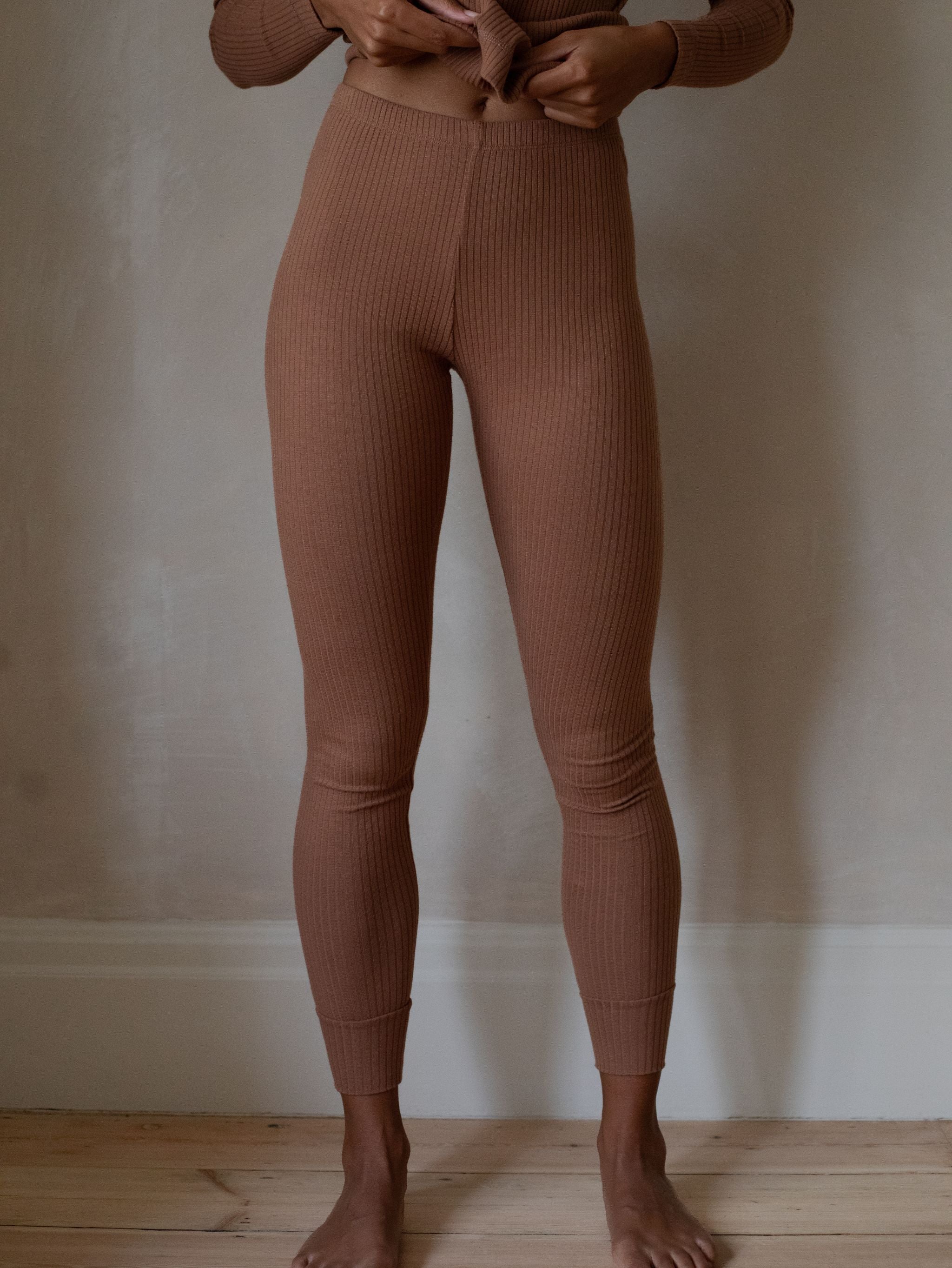 The Ribbed Legging - Women's