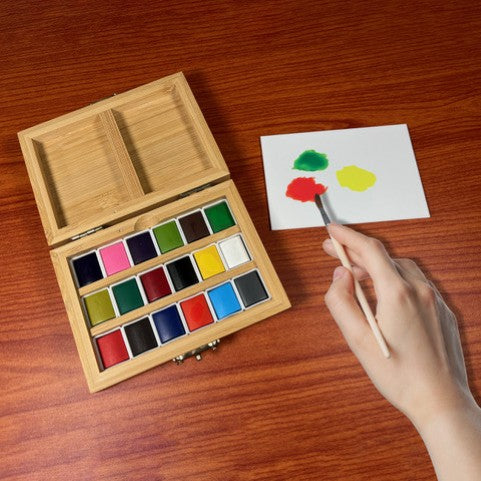 Watercolor Set – Bamboo Box – 18 Pans – Eco-friendly