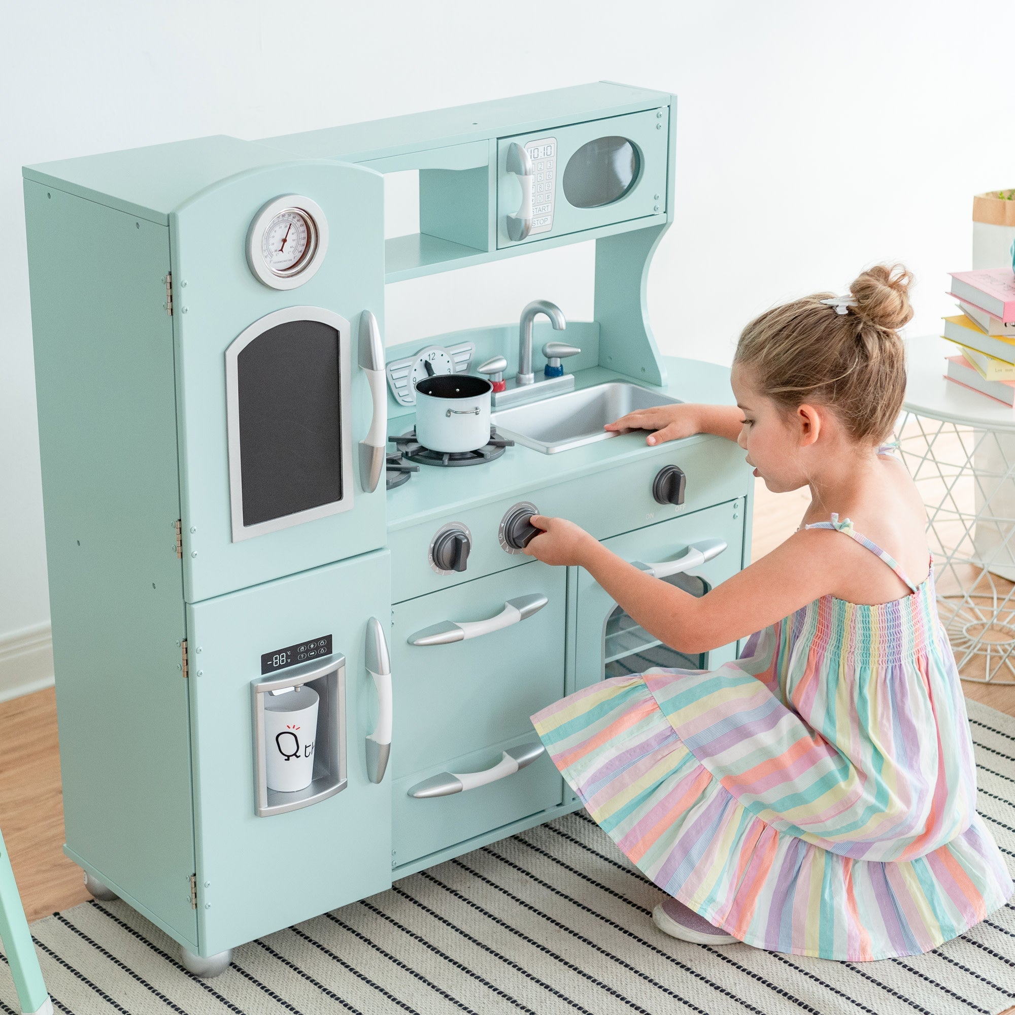 Little Chef Westchester Retro Kids Kitchen Playset, Mint