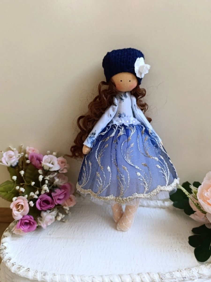 Ukrainian Dancing Princess Doll - Standing