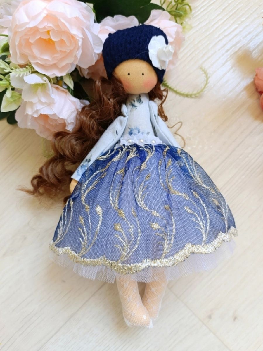 Ukrainian Dancing Princess Doll - Standing