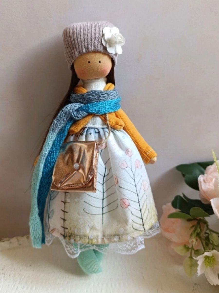 Ukrainian Dancing Princess Doll - Standing