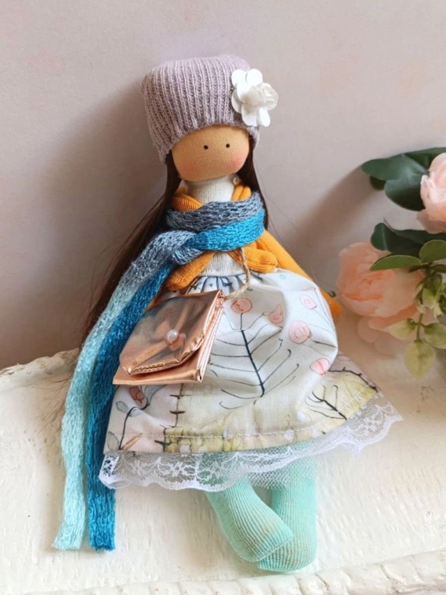 Ukrainian Dancing Princess Doll - Standing