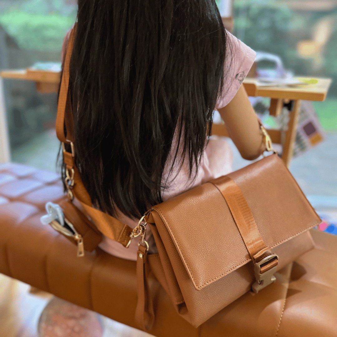 Everyday Travel Changing Pad (caramel)