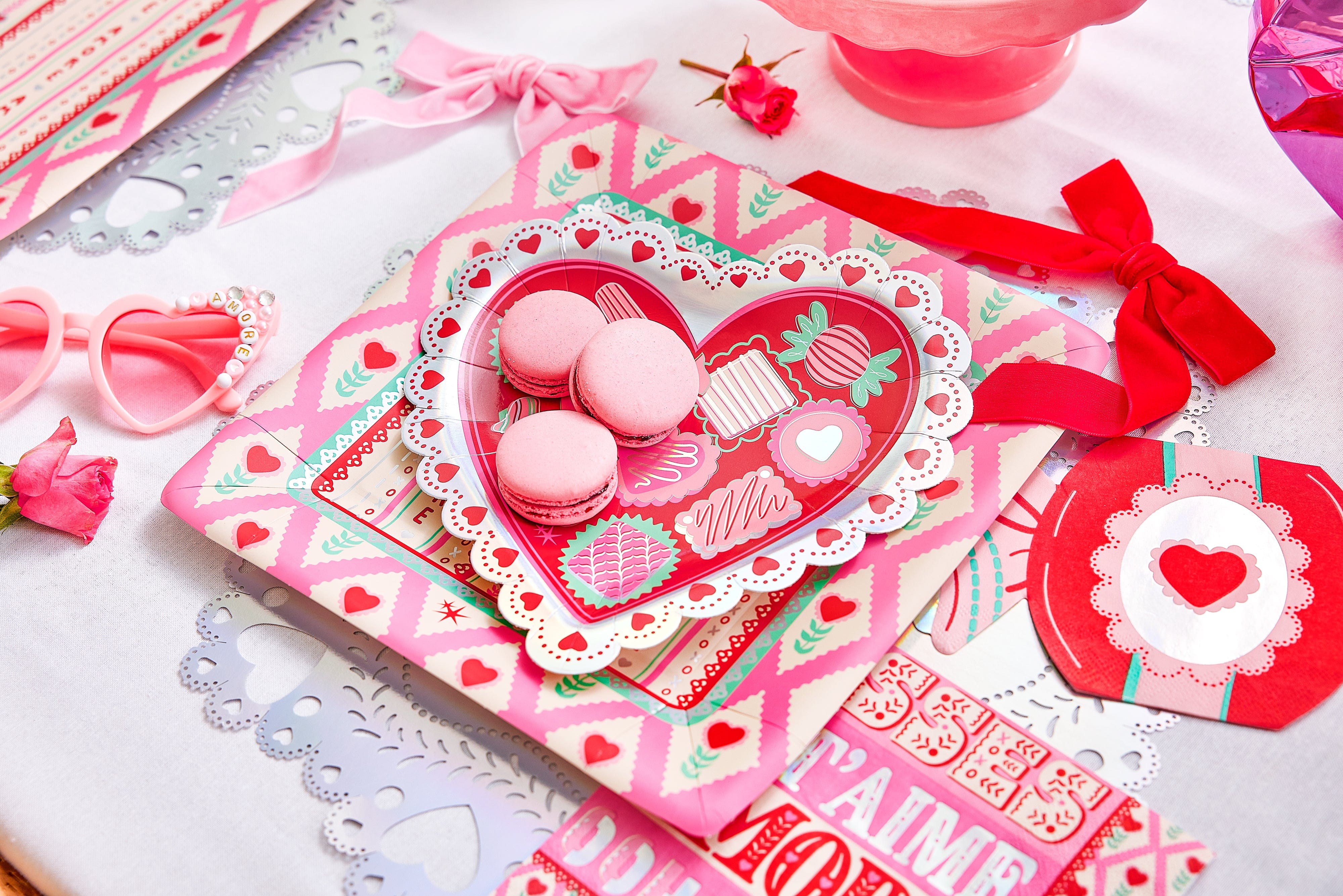Sweetheart Plates (10 Count)