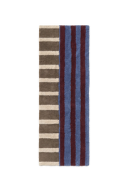 WASHABLE RUNNER RUG COLOR ON INDIGO BLUE