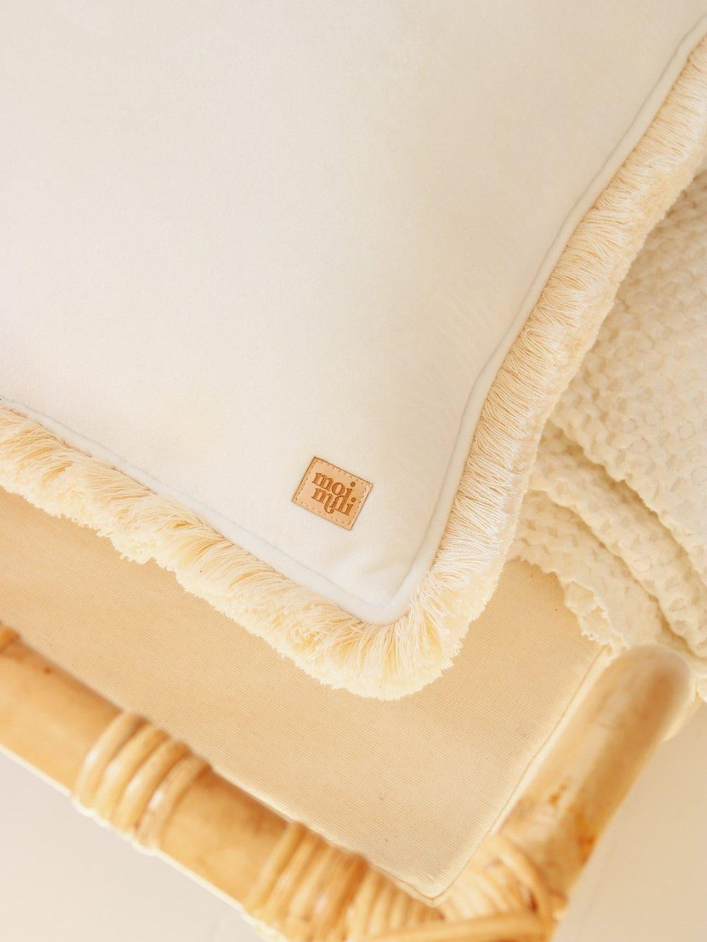 Soft Velvet White - Pillow With Fringe