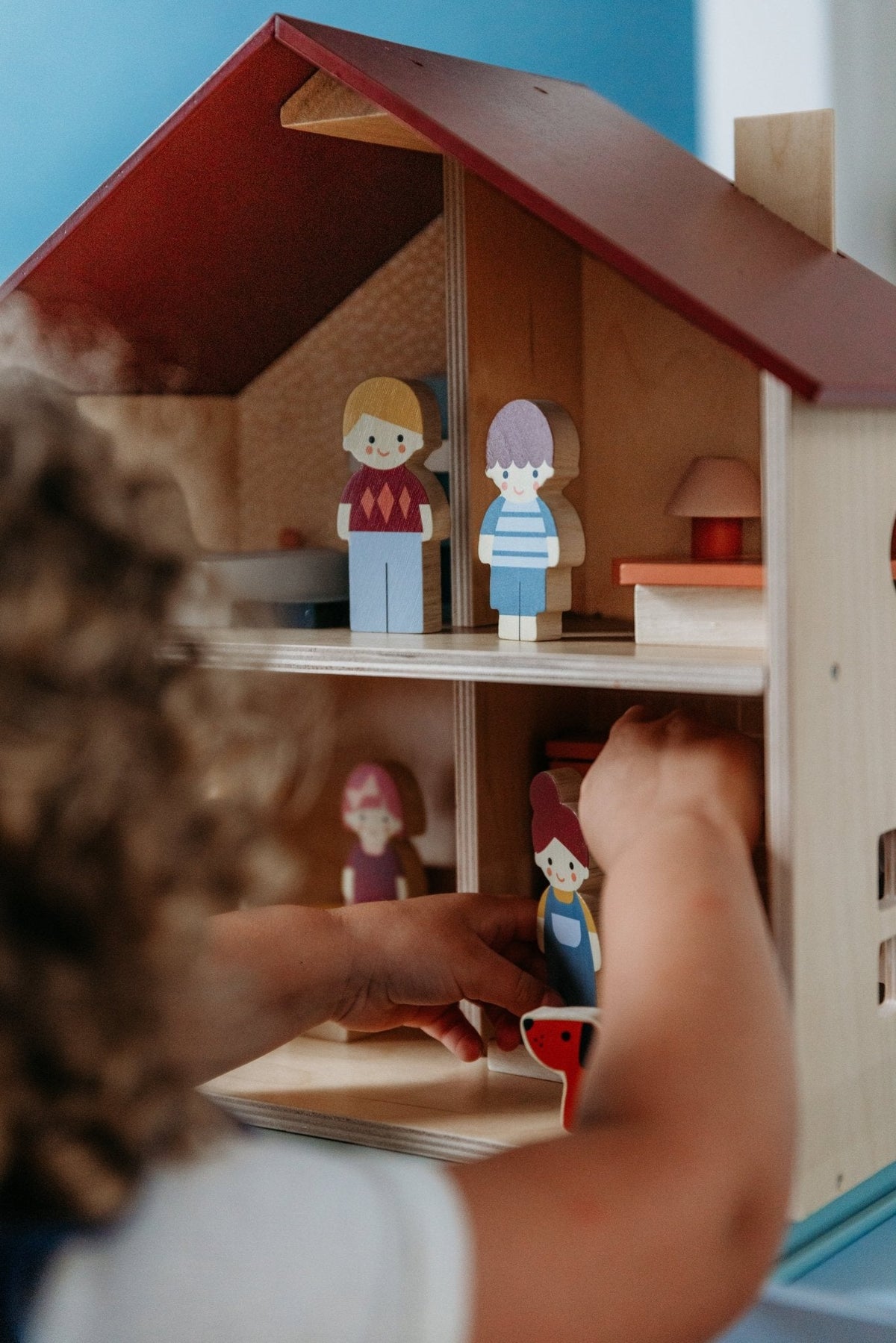 Poppets Dollhouse