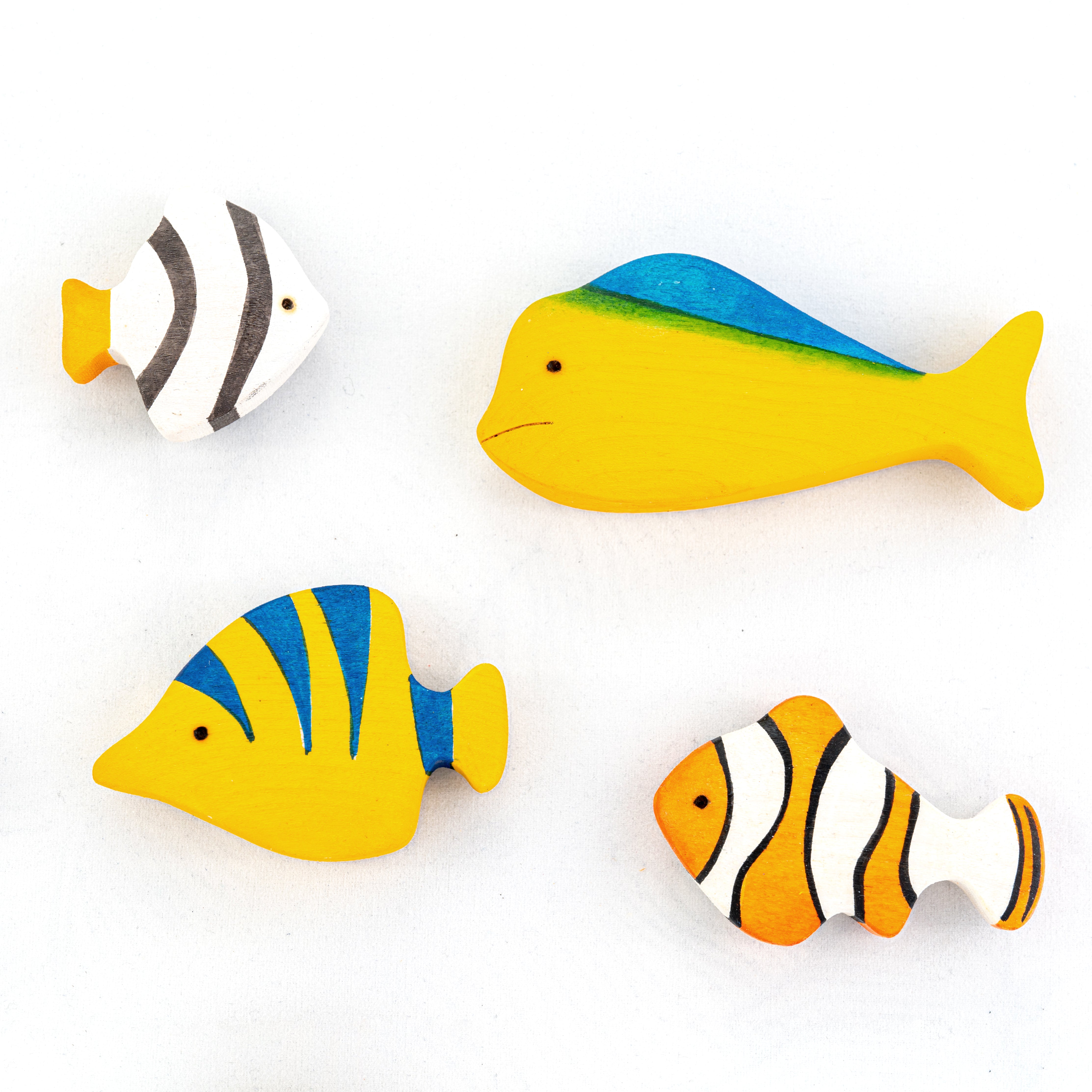 Wooden Fish Figurines Toys- 11 Pieces