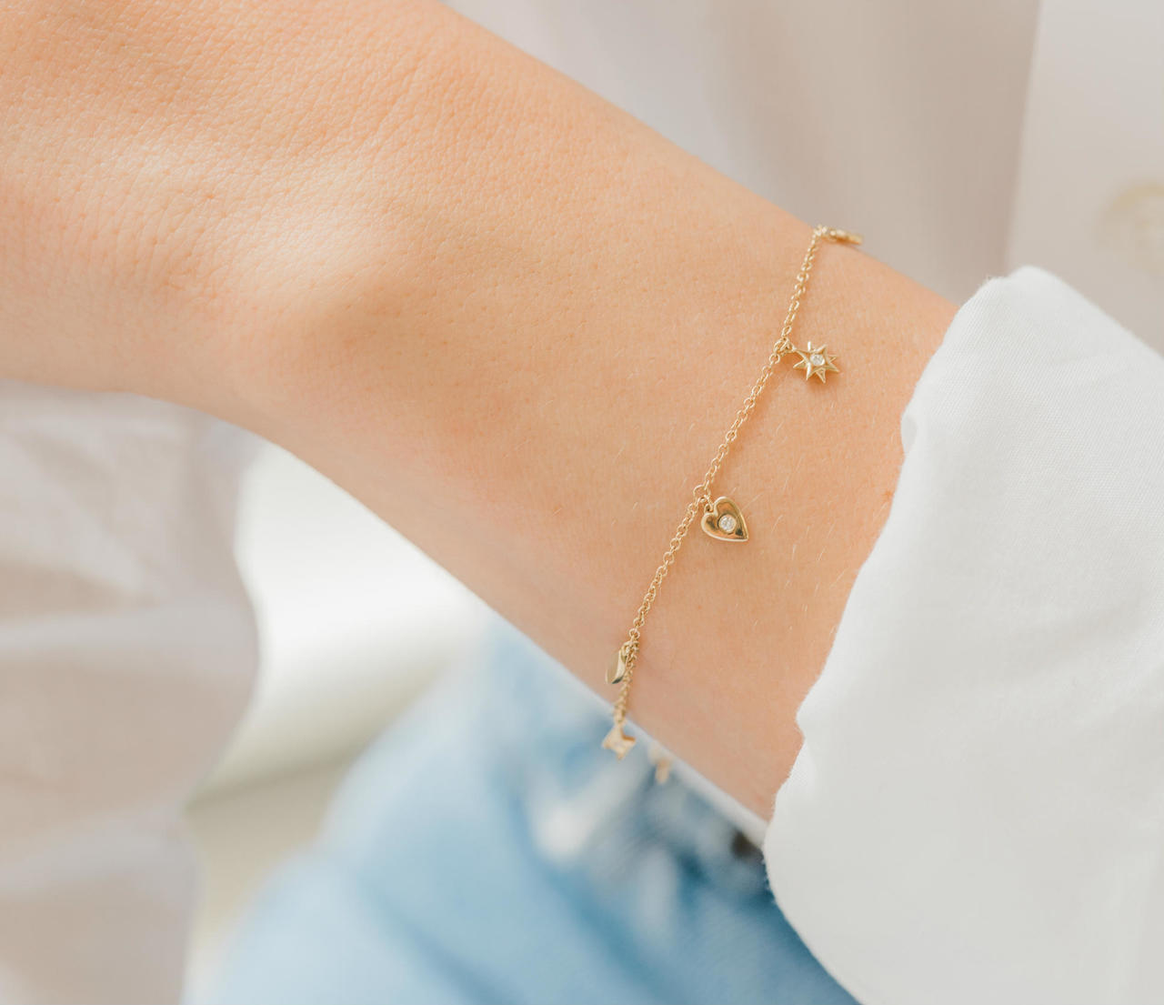 14k Gold And Diamond  Charm Bracelet