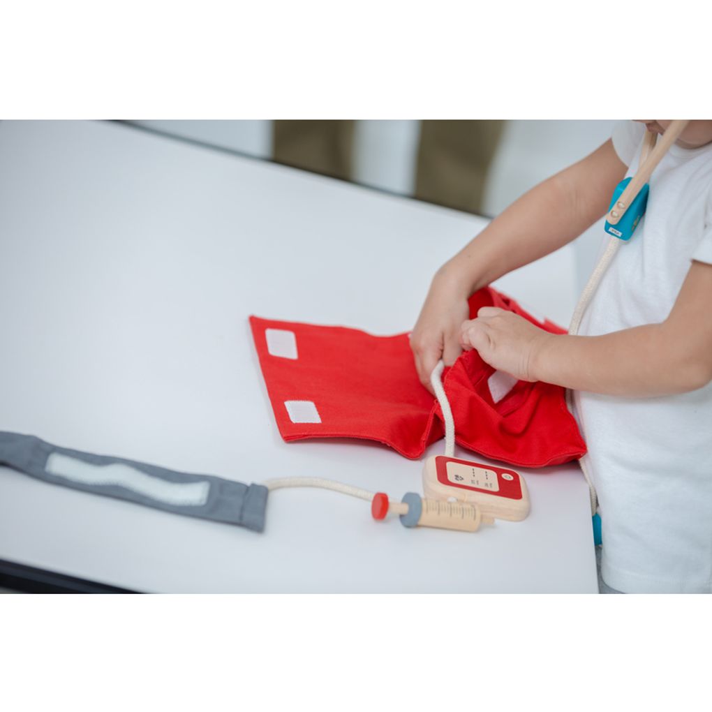 PlanToys Doctor Set Pretend Profession