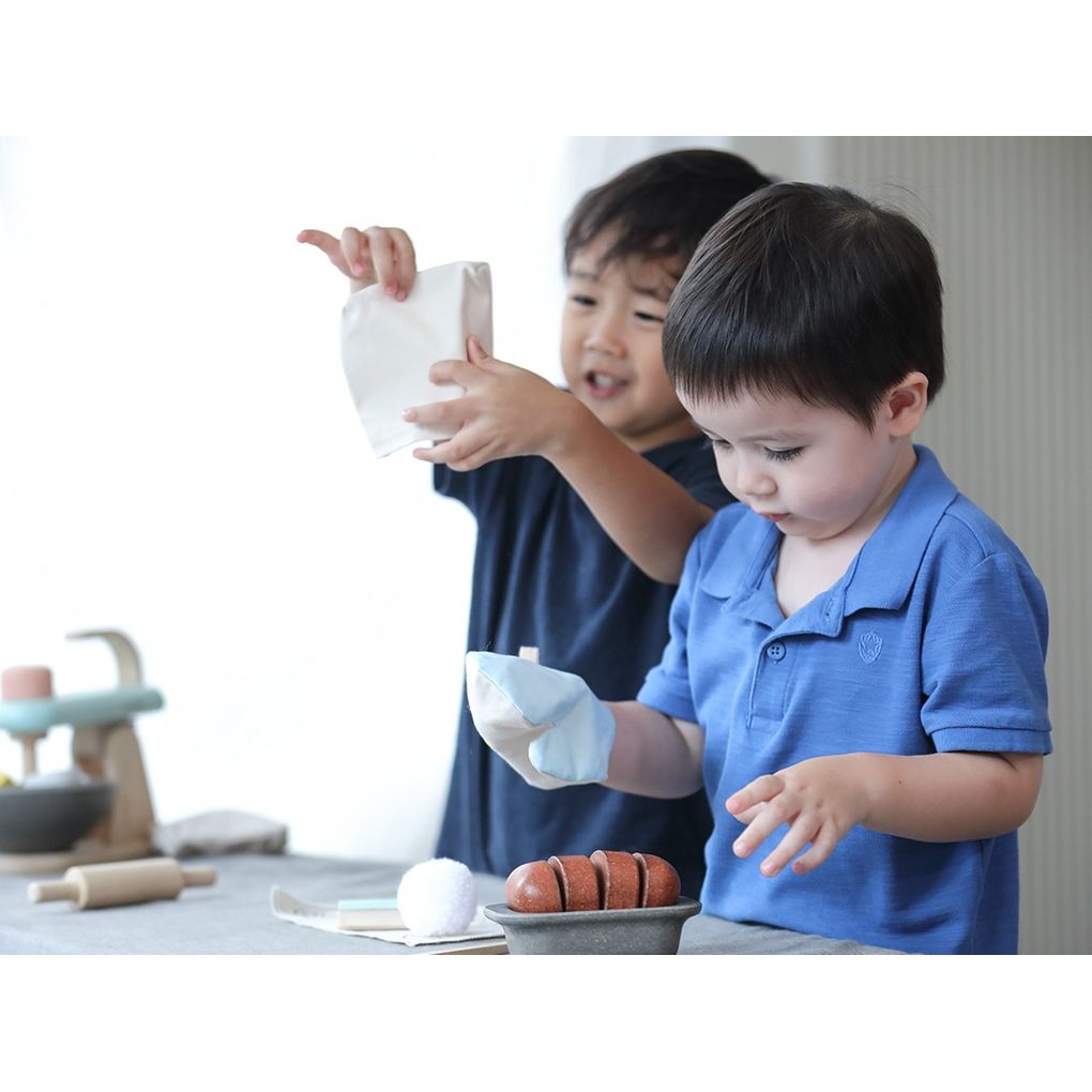 PlanToys Bread Loaf Set Play Food