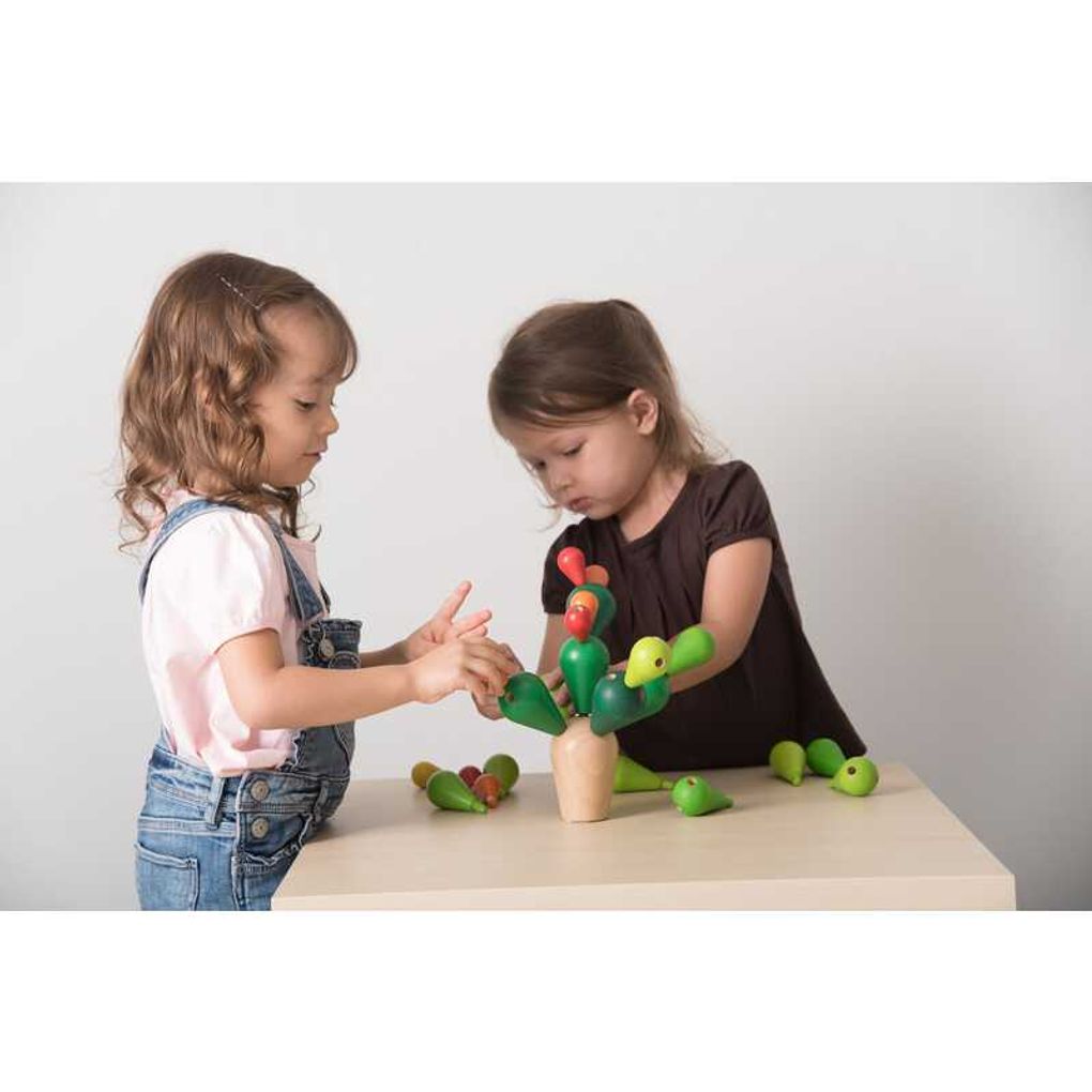 PlanToys Balancing Cactus Balancing Game