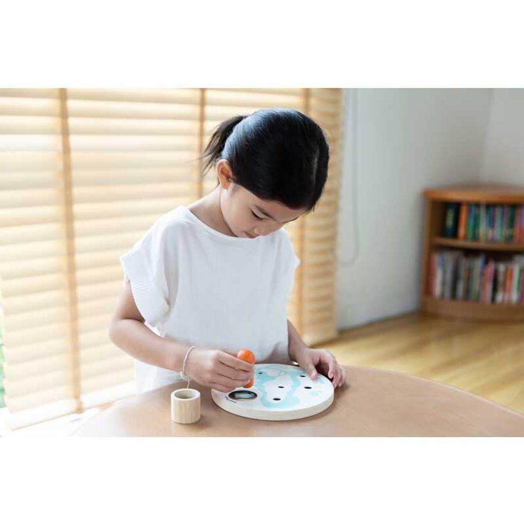 PlanToys Ice Fishing Game