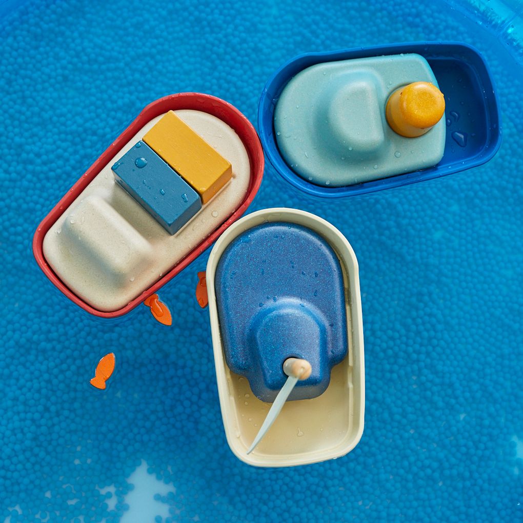 PlanToys Tugboat