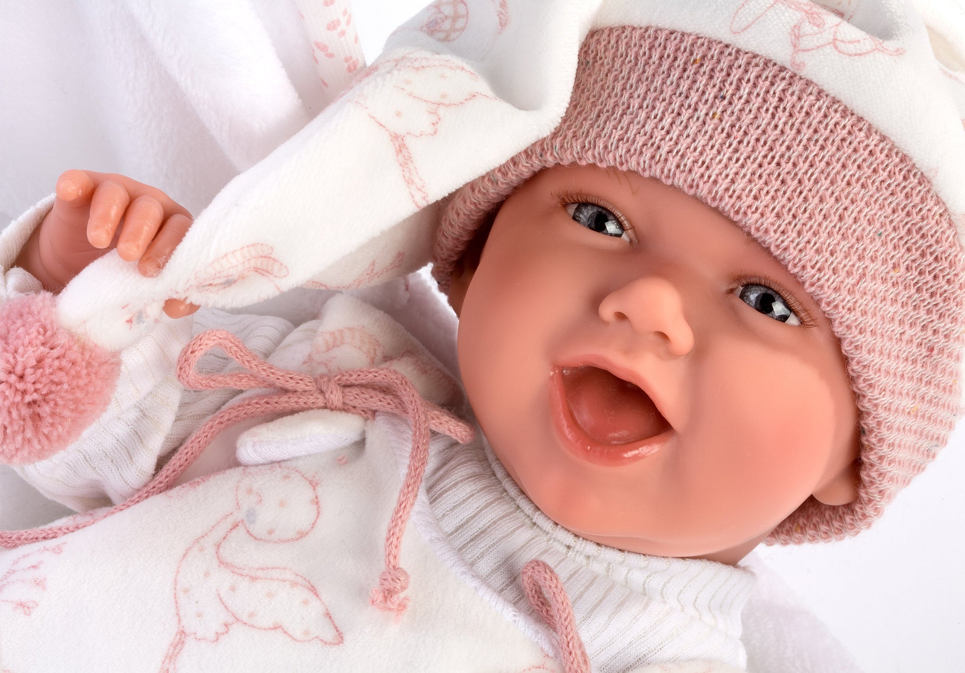 Llorens 16.5" Articulated New Born Natalia With Carrycot Dolls