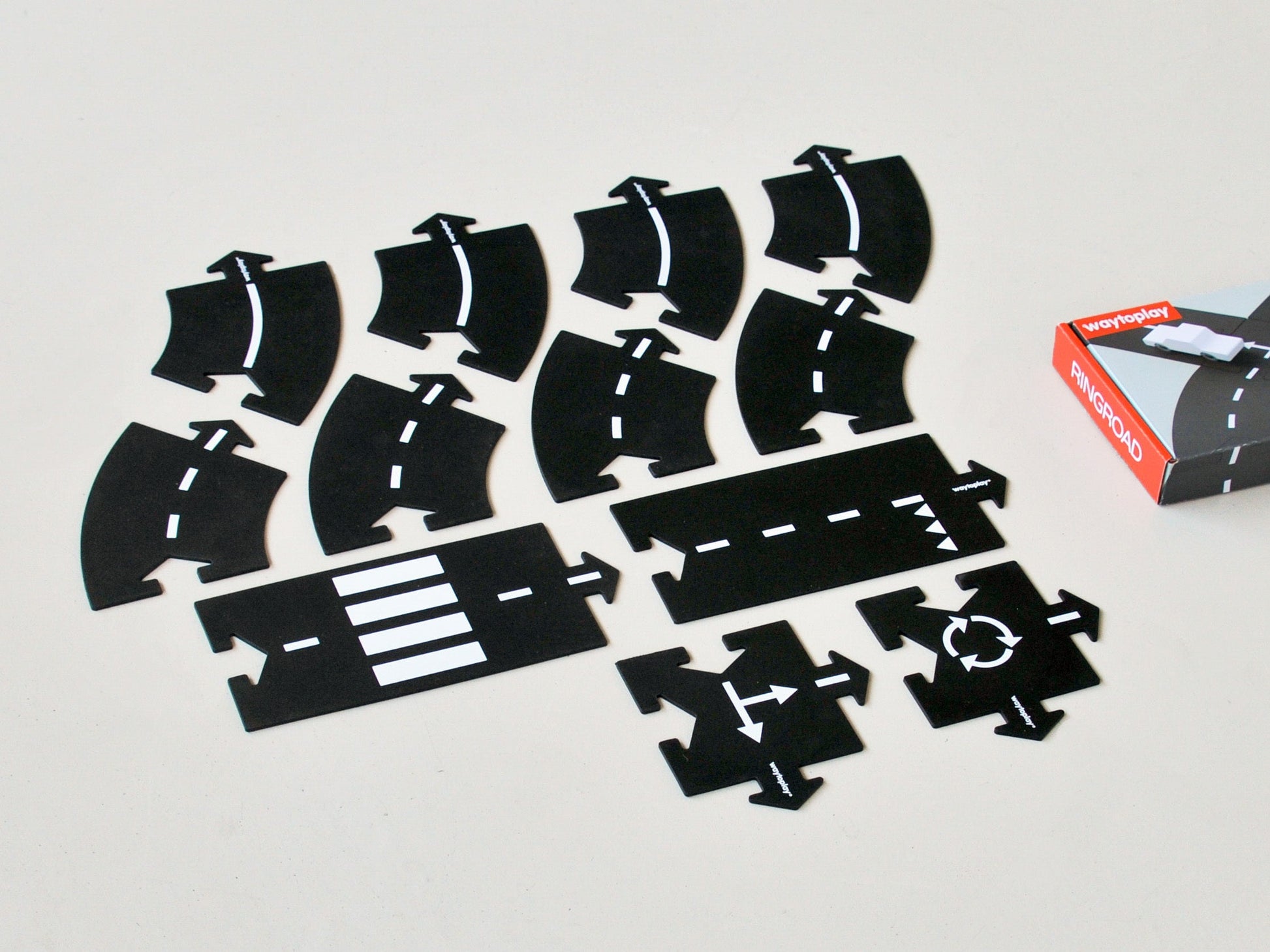 Waytoplay Toys Ringroad Race Track - 12 pcs Play Vehicles Tracks