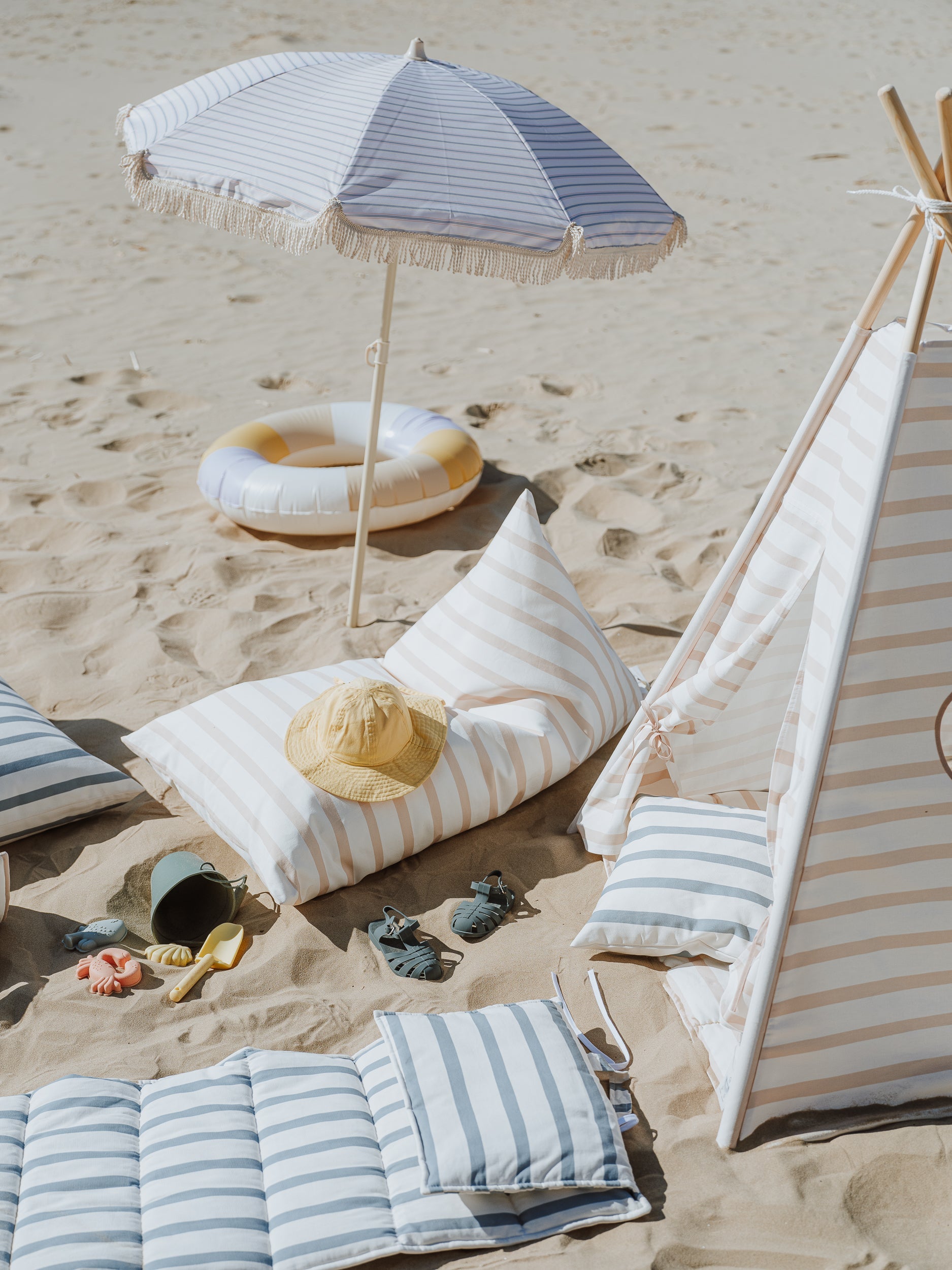 Beige Stripes Big Lounger